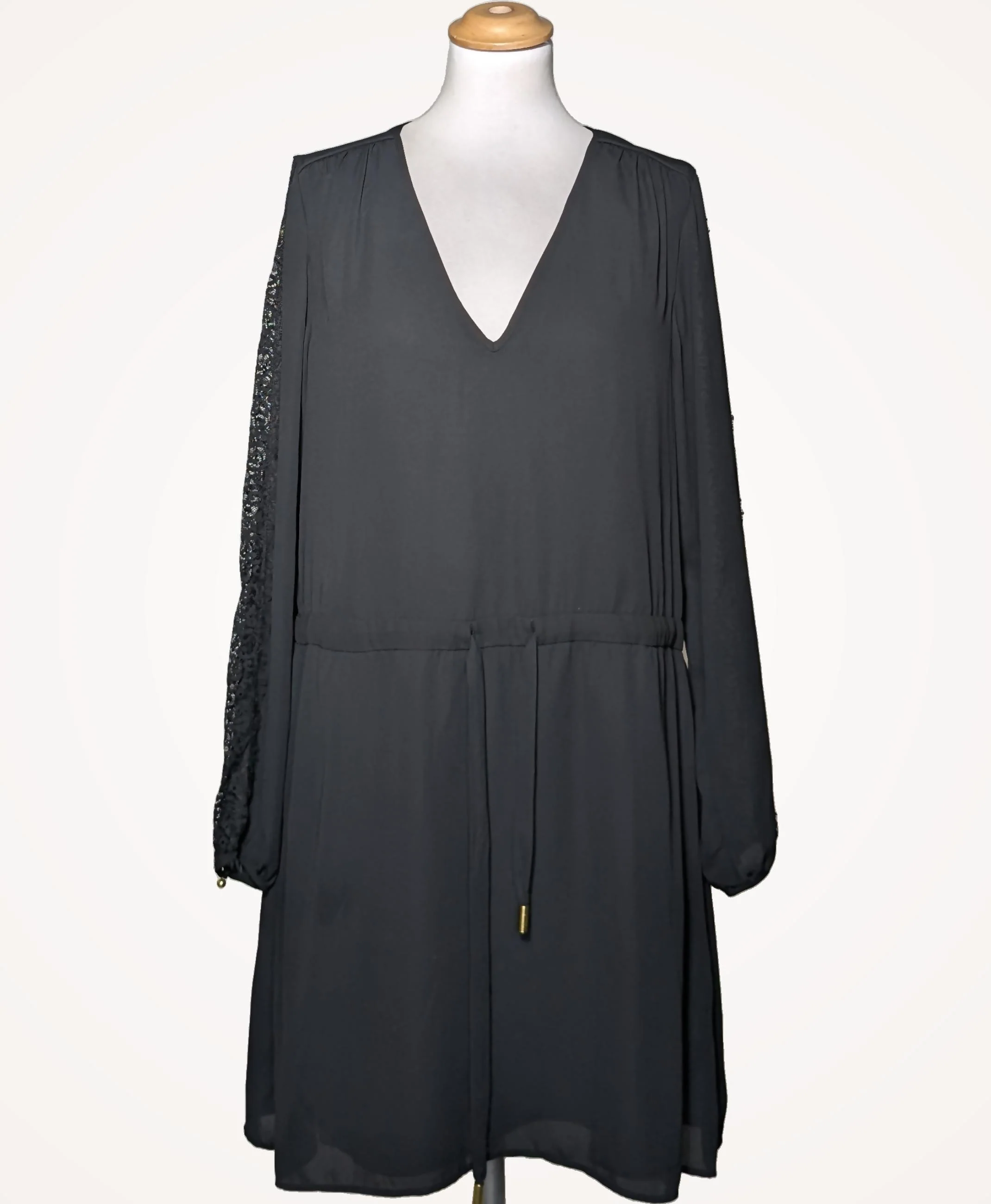 BANANA REPUBLIC - Image 3