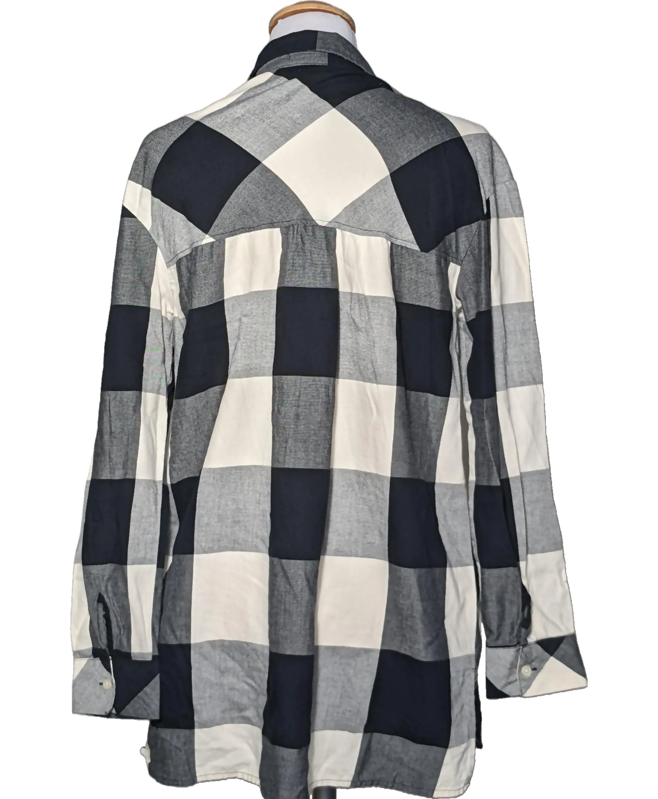 BERSHKA - Image 2