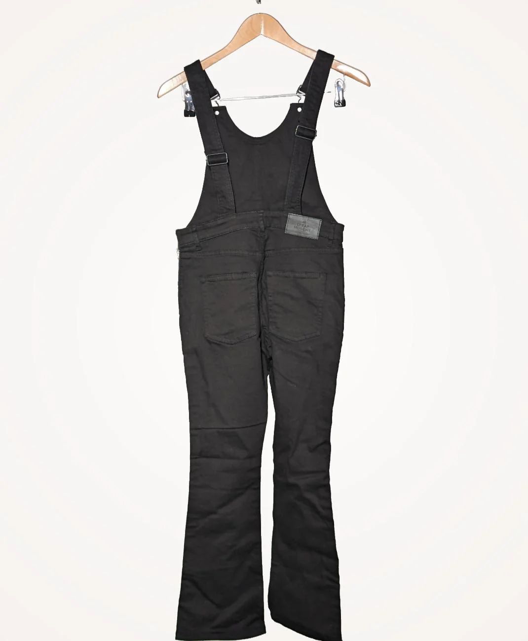 CHEAP MONDAY - Image 4
