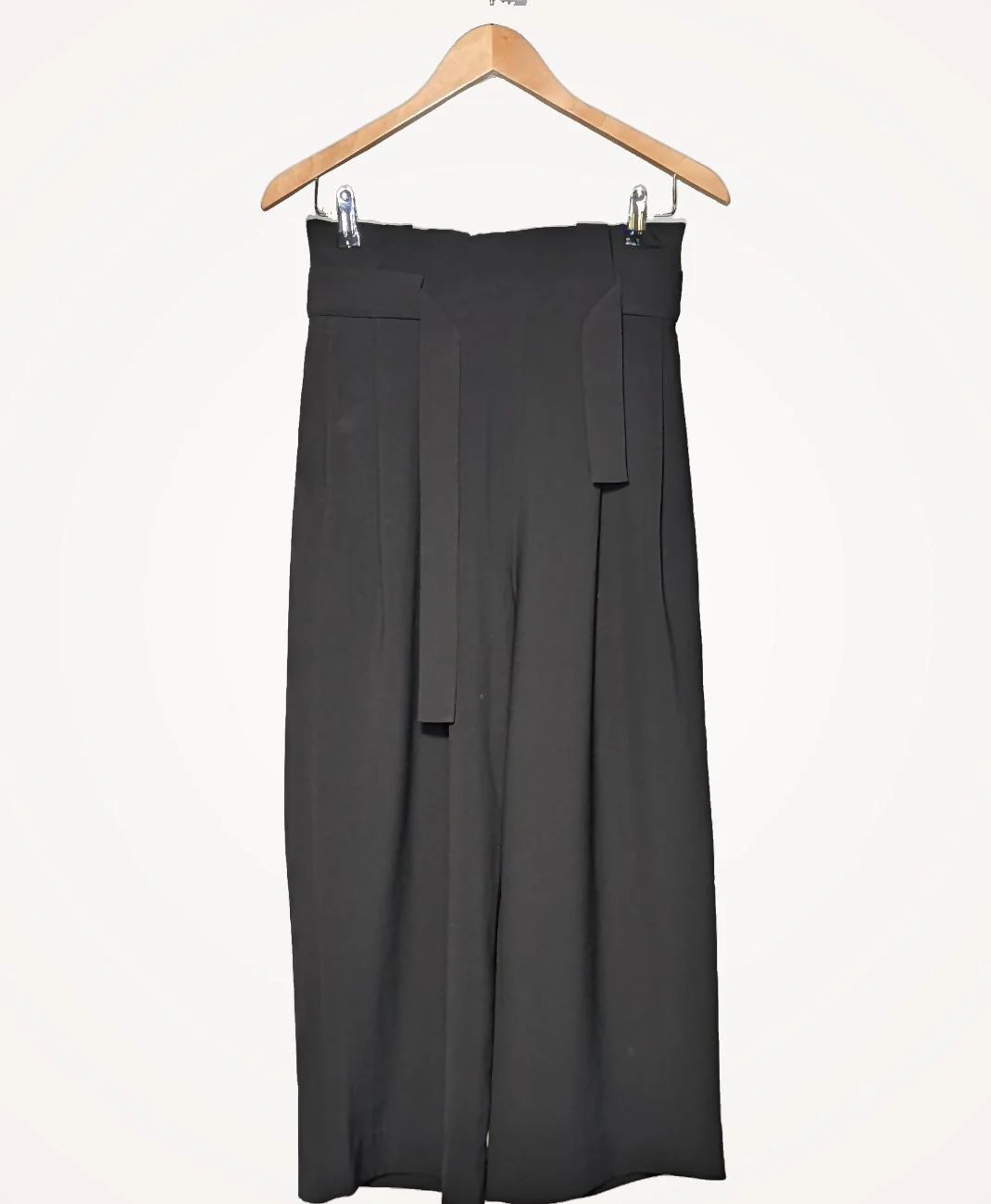 COS - Image 3