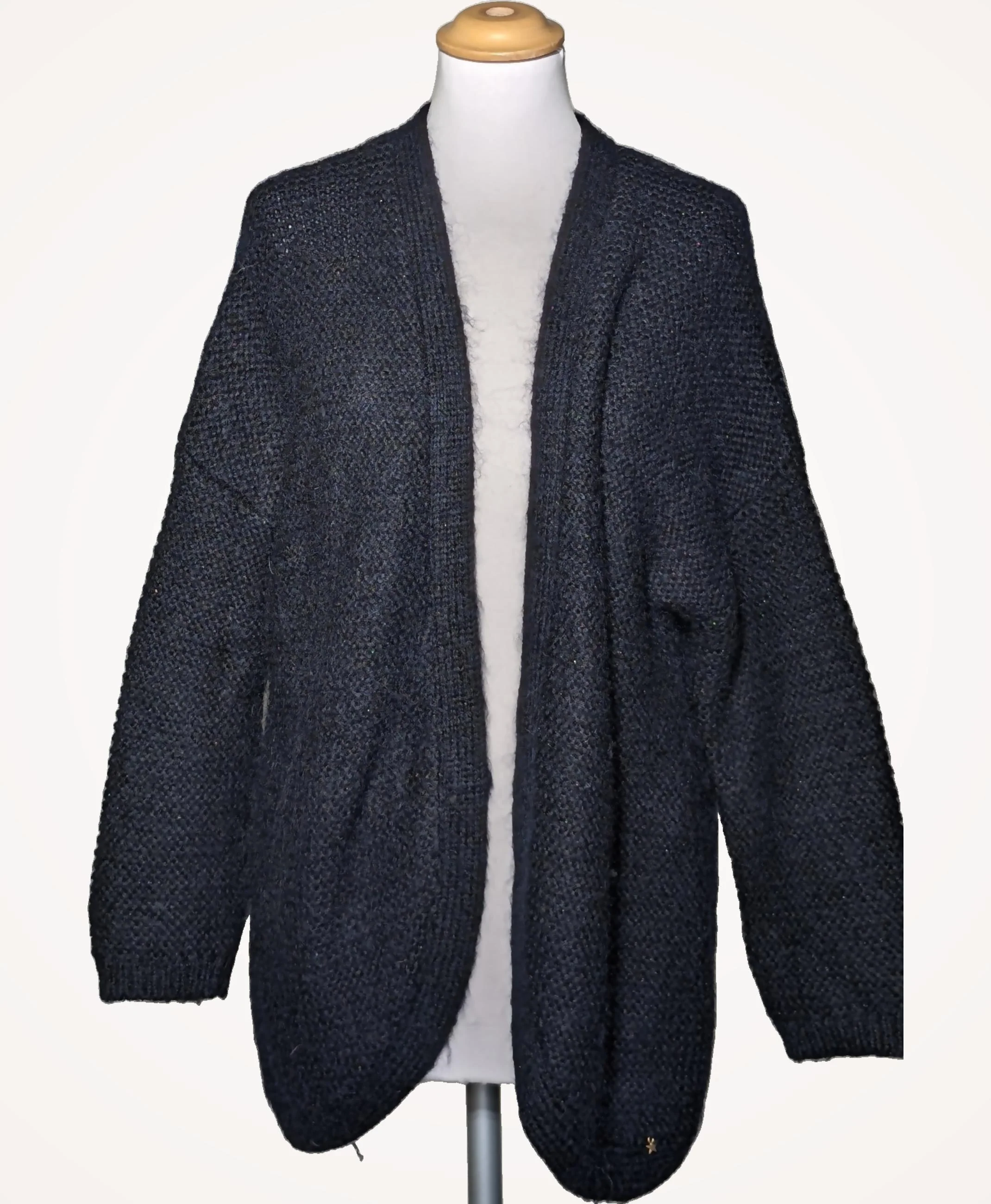 DES PETITS HAUTS - Image 3