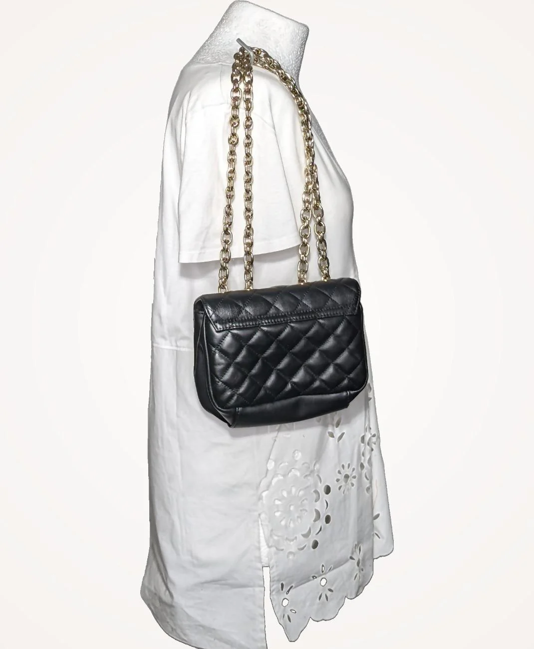 GUESS - Image 4