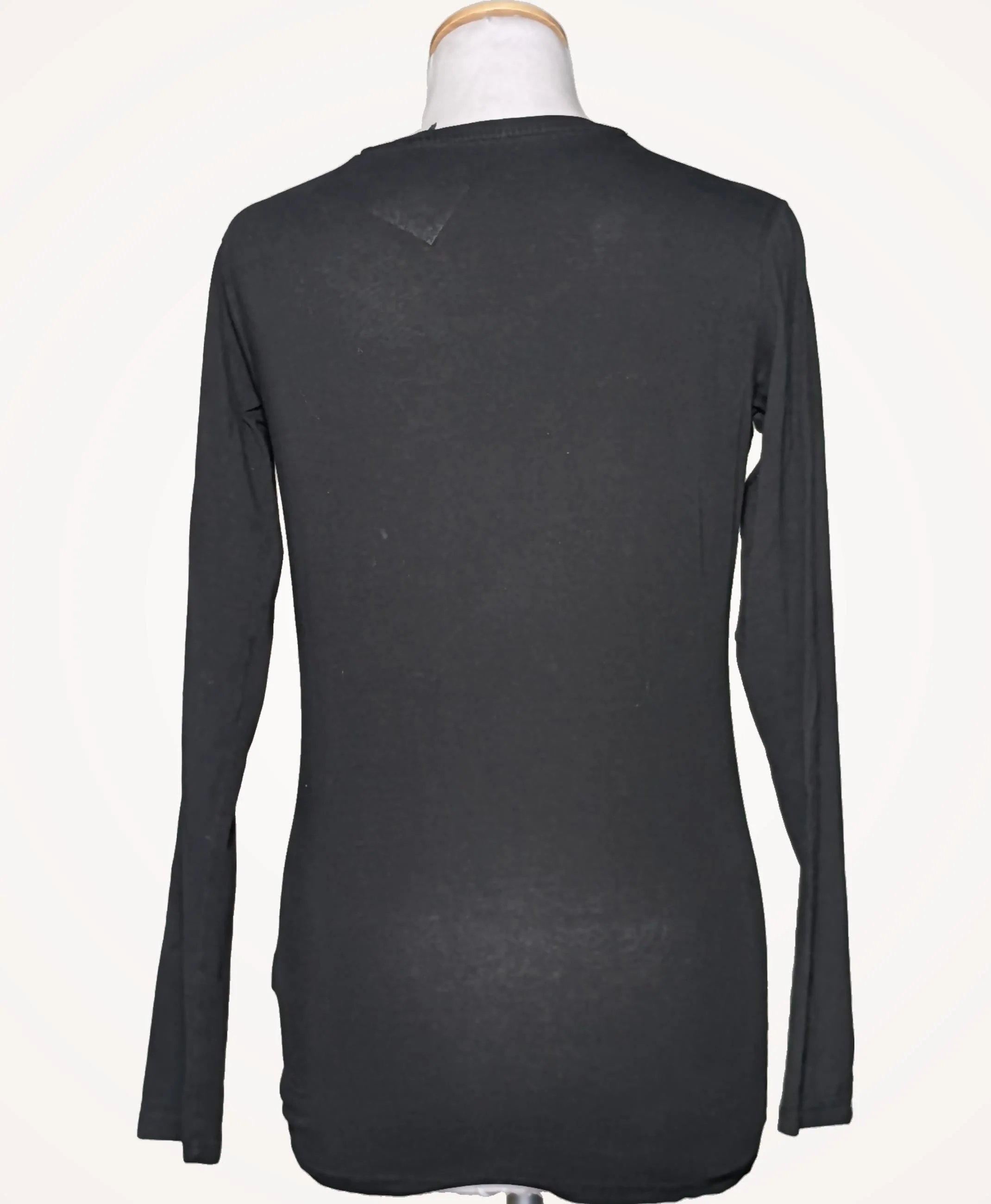 GUESS - Image 4
