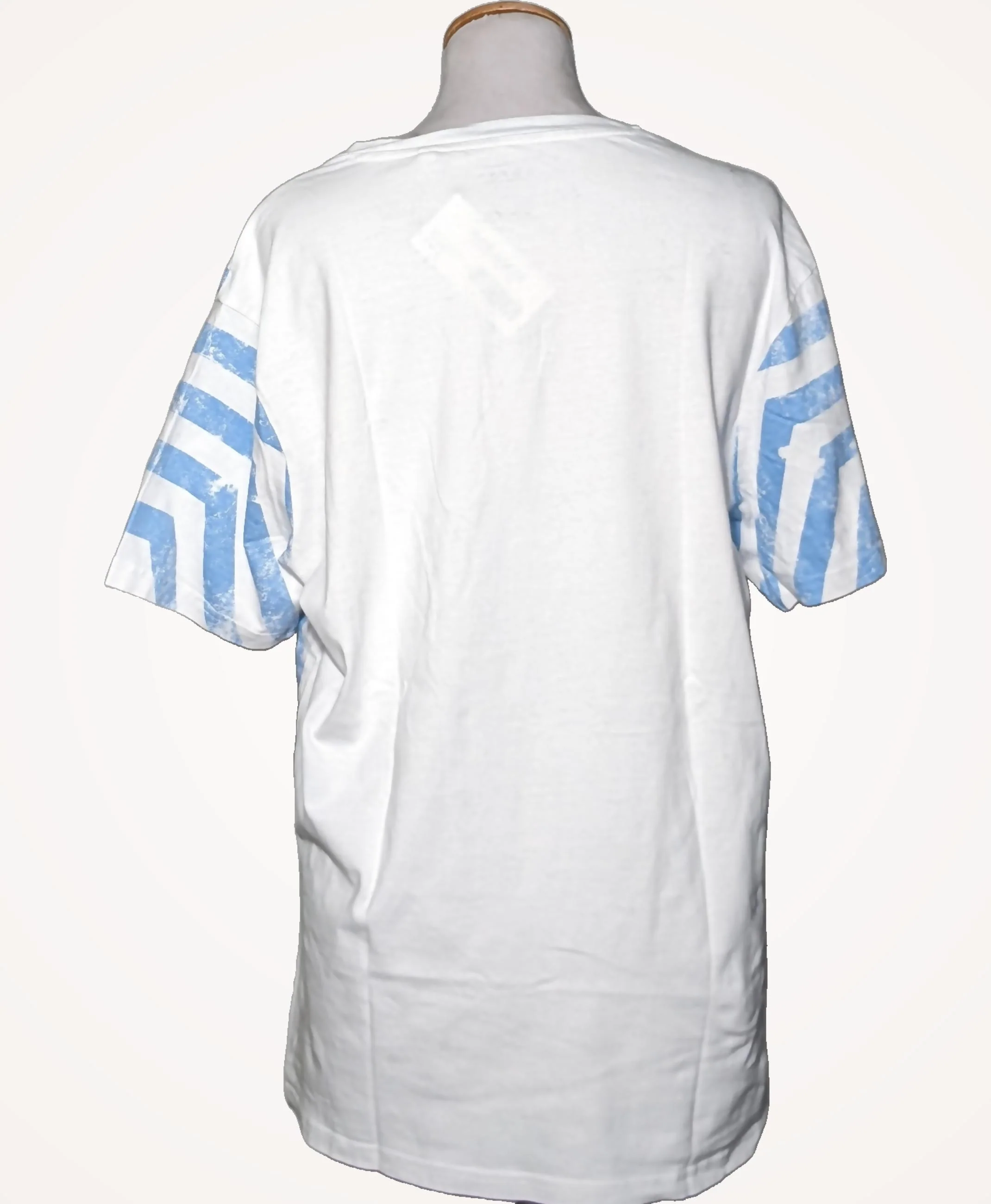 GUESS - Image 4