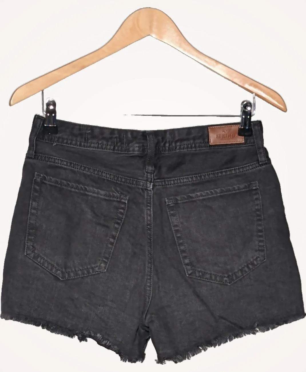 HOLLISTER - Image 4