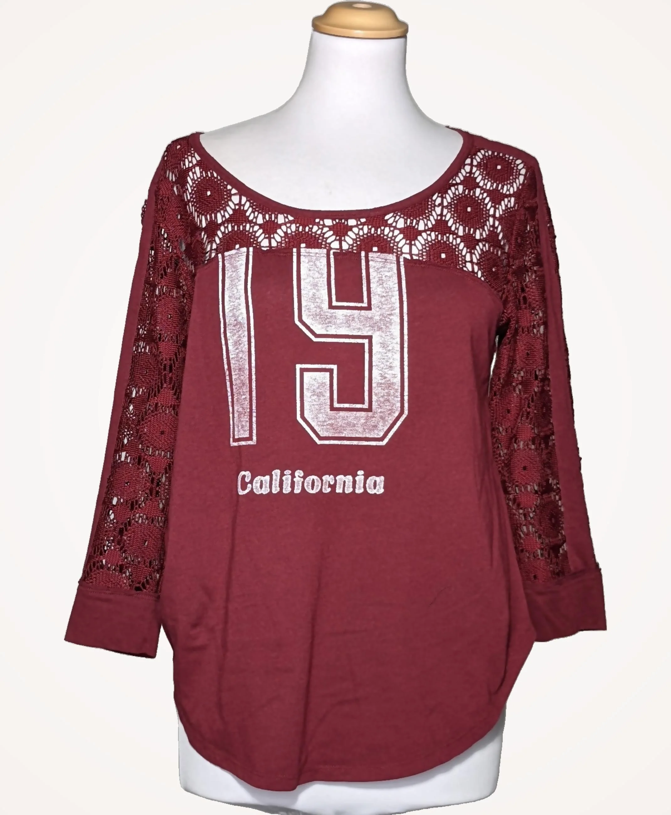 HOLLISTER - Image 3