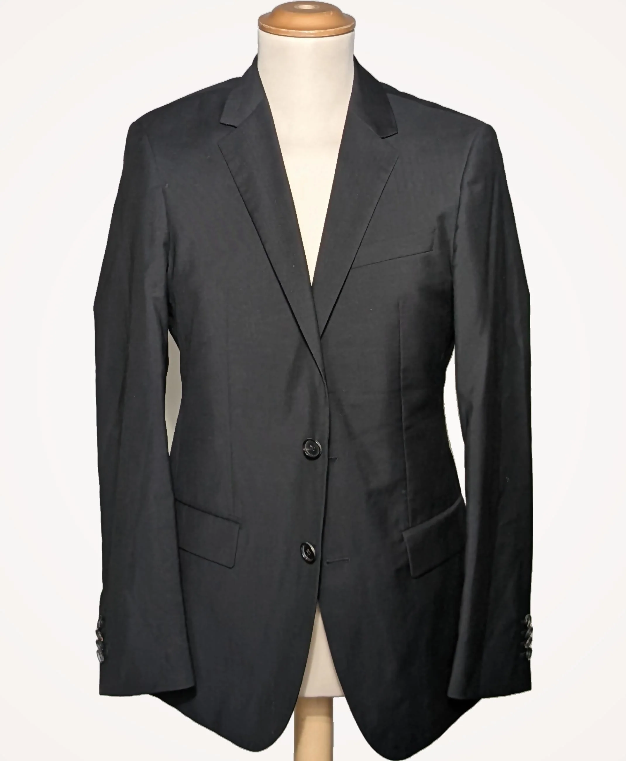 HUGO BOSS - Image 3