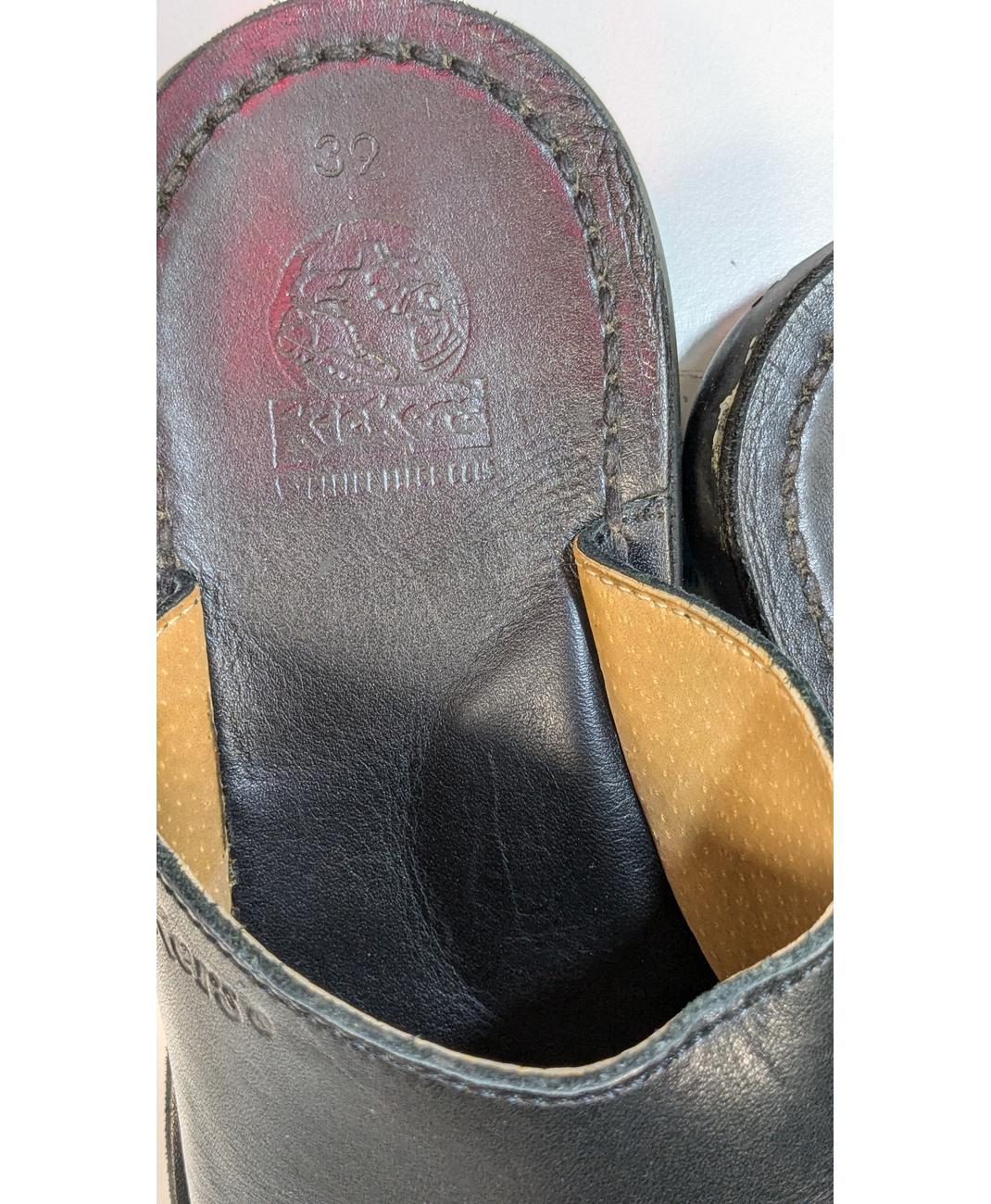 KICKERS - Image 6