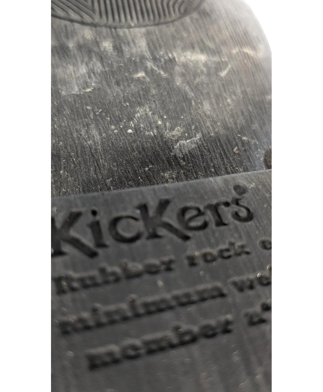 KICKERS - Image 5
