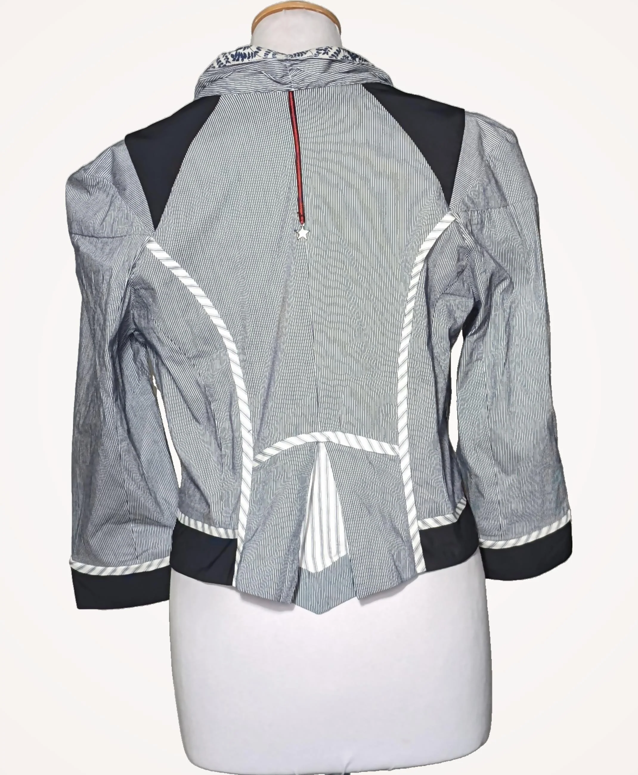 LMV - Image 4