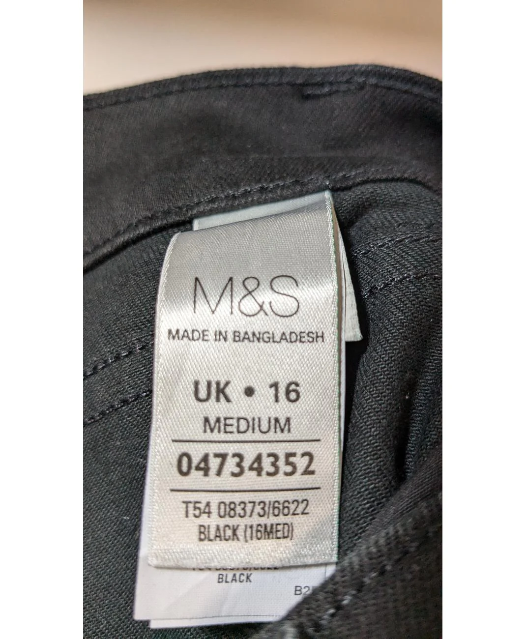 MARKS & SPENCER - Image 5