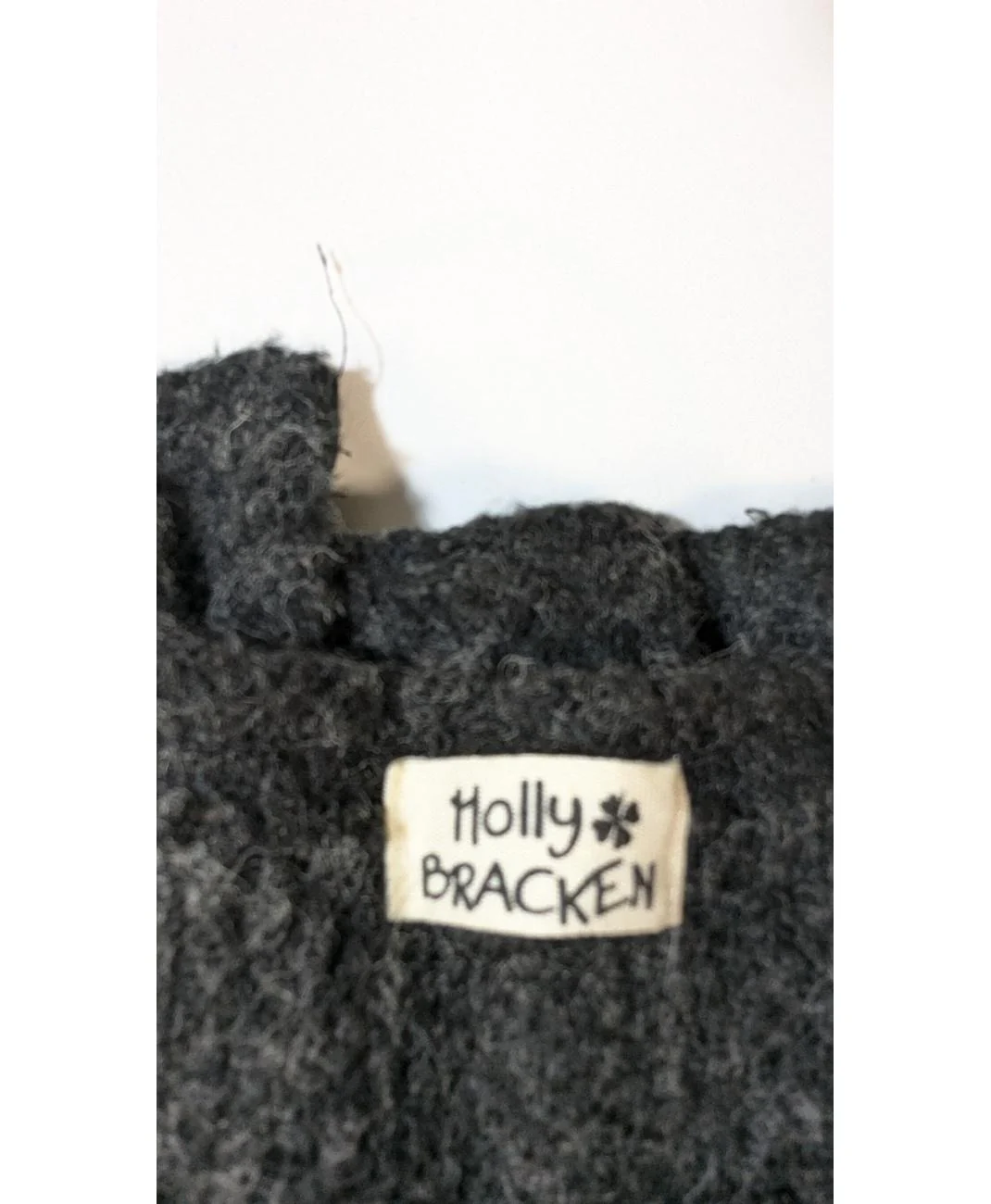 MOLLY BRACKEN - Image 5
