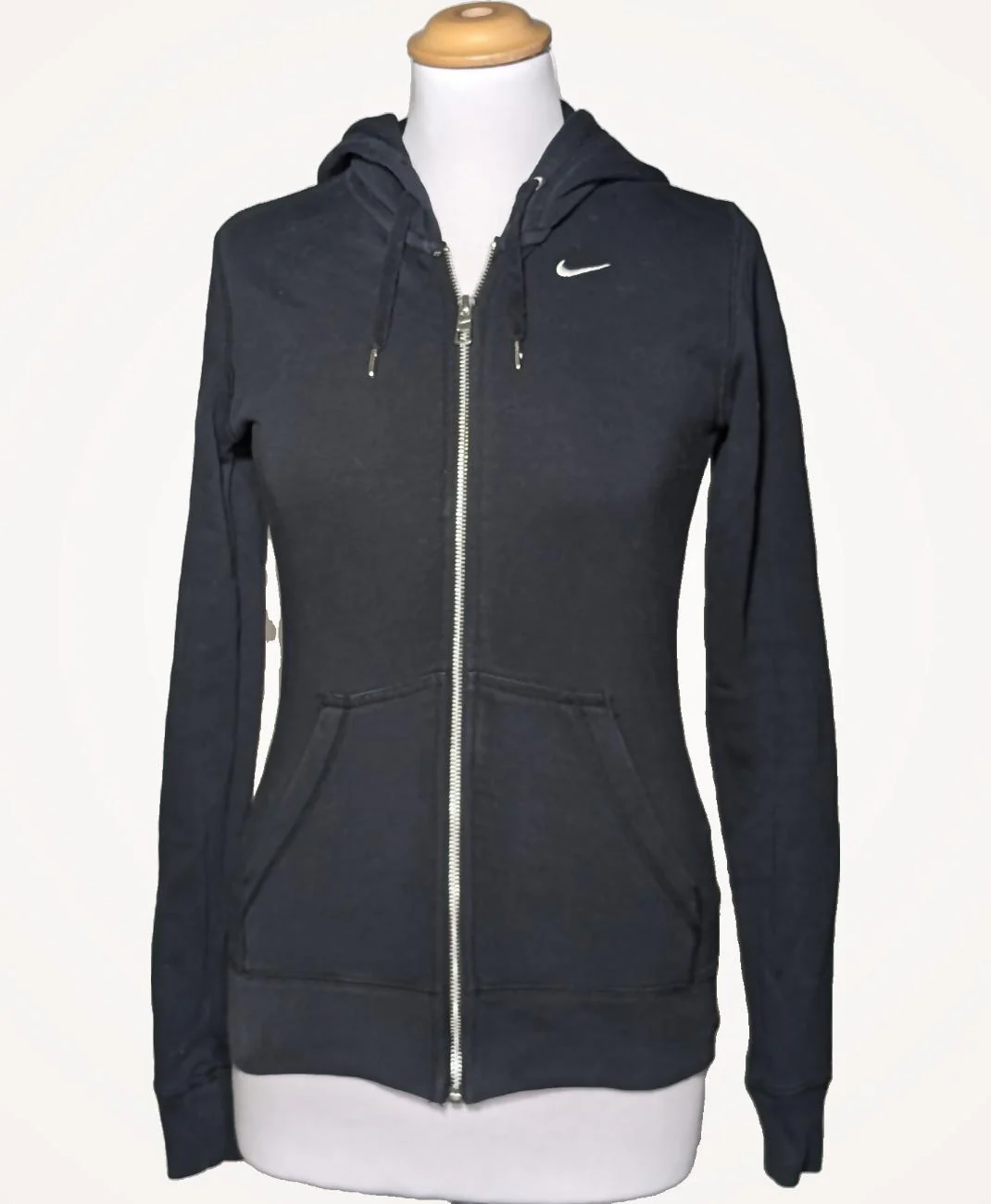 NIKE - Image 3