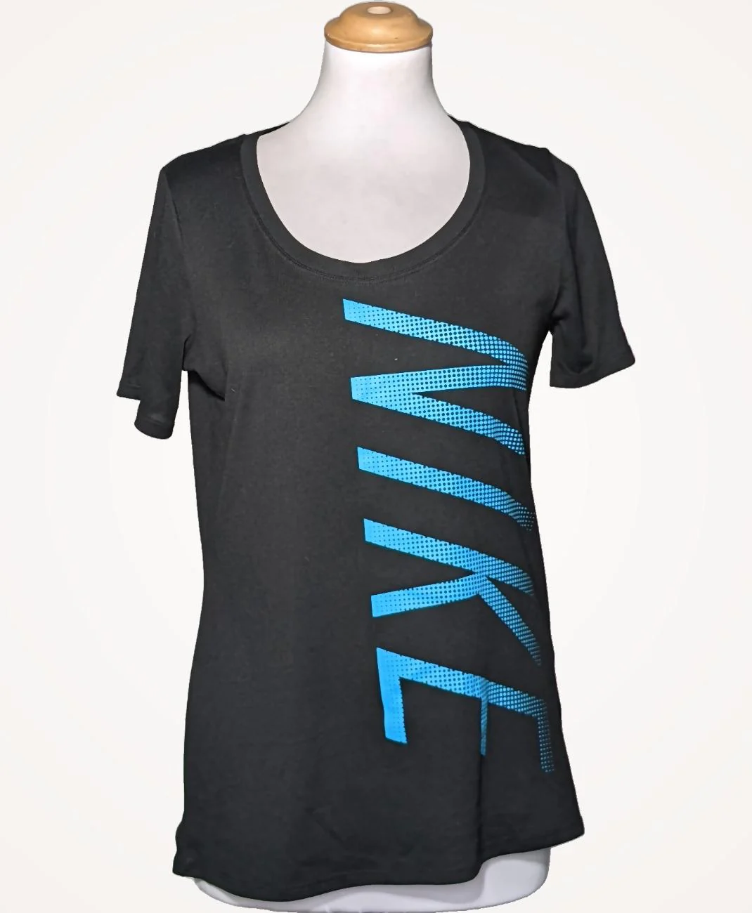 NIKE - Image 3