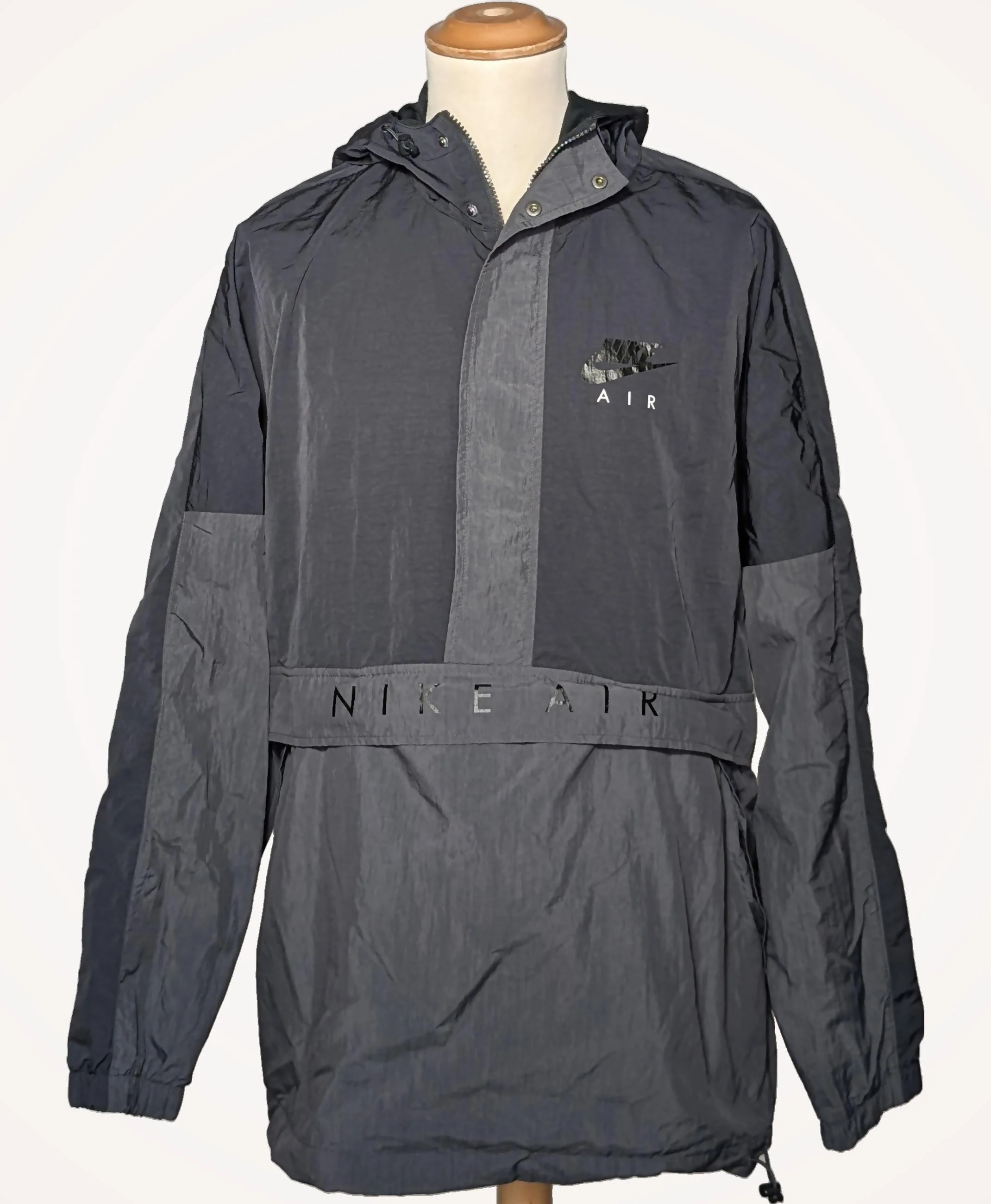NIKE - Image 3