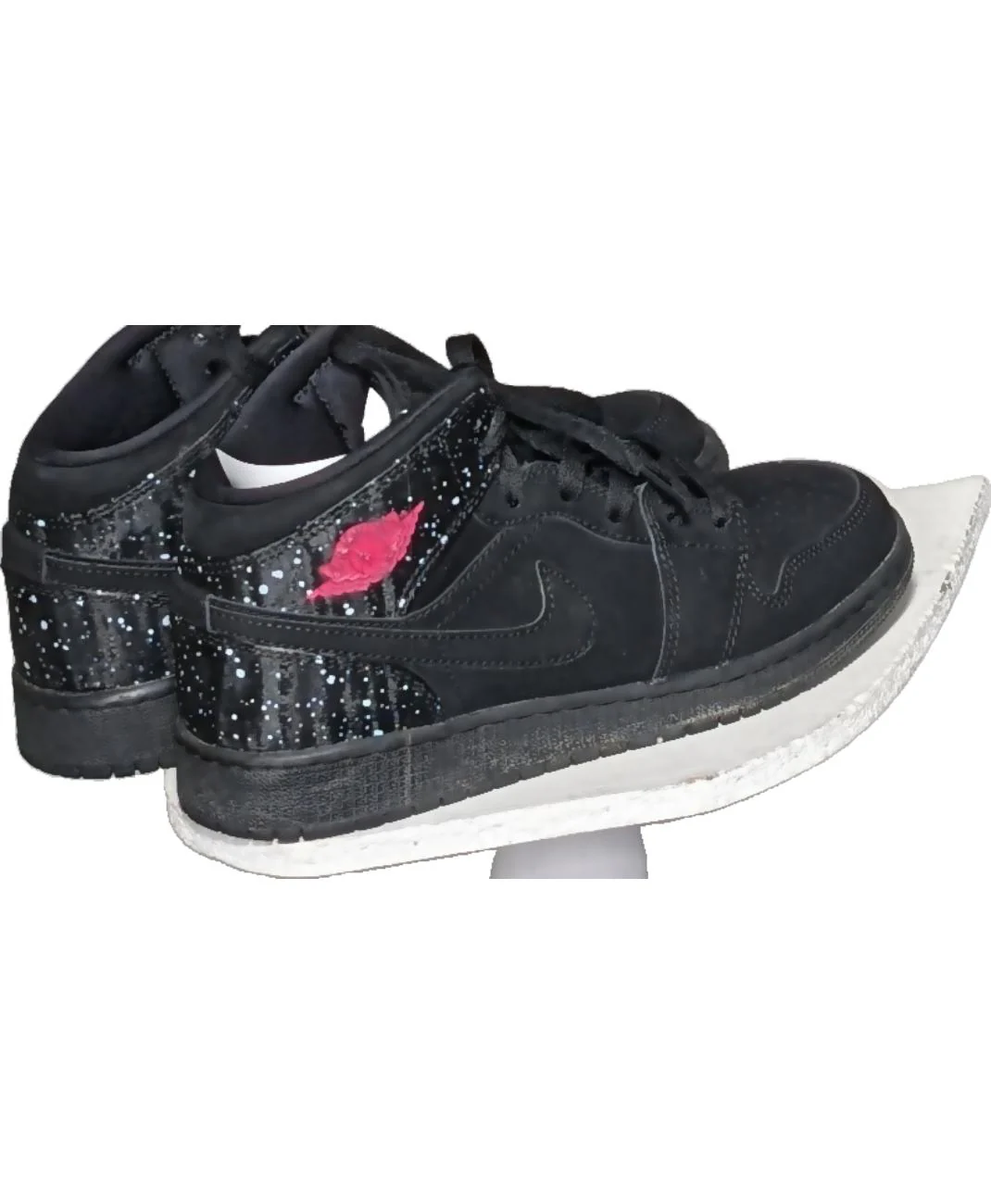 NIKE - Image 2