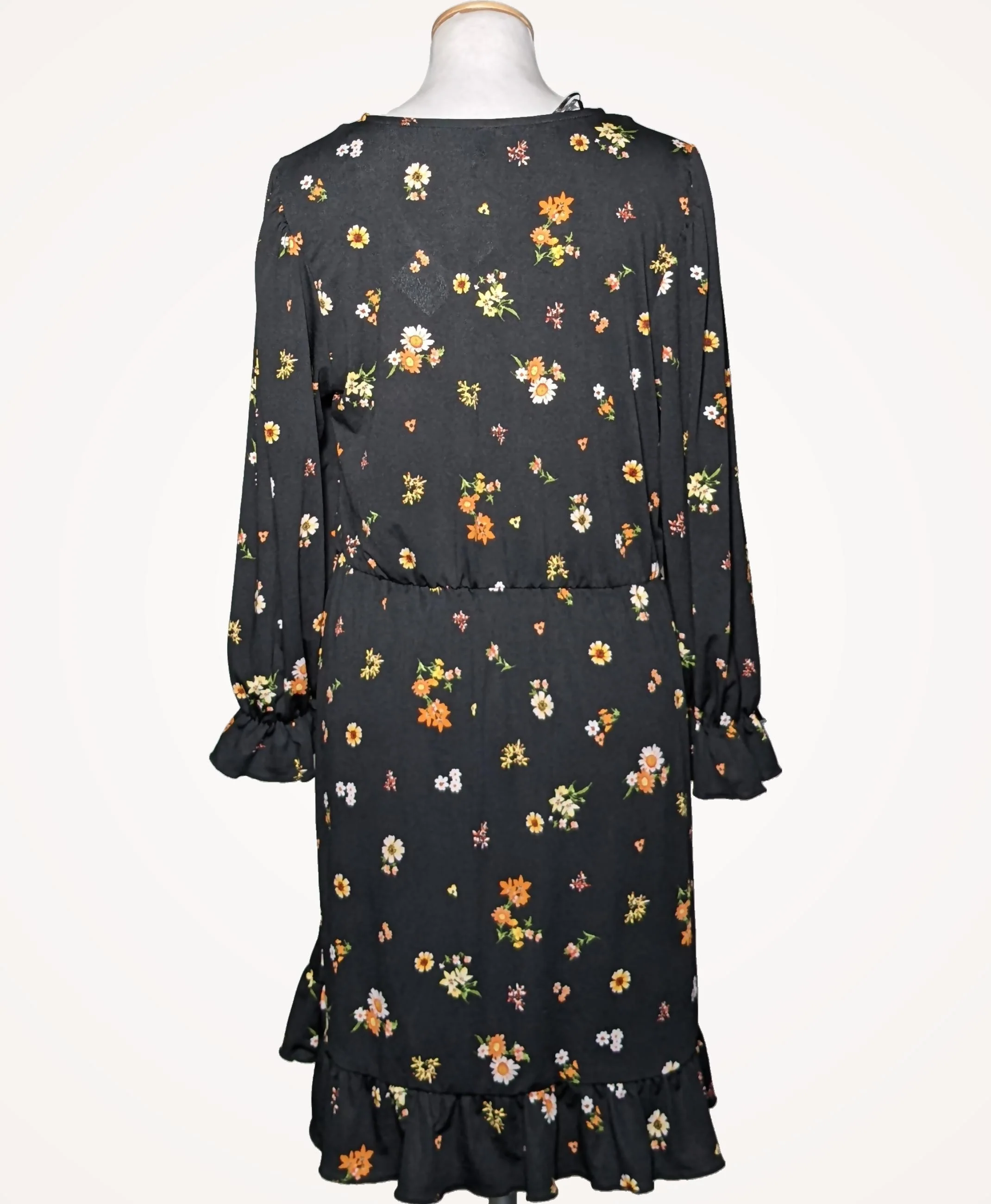 PIECES - Image 4