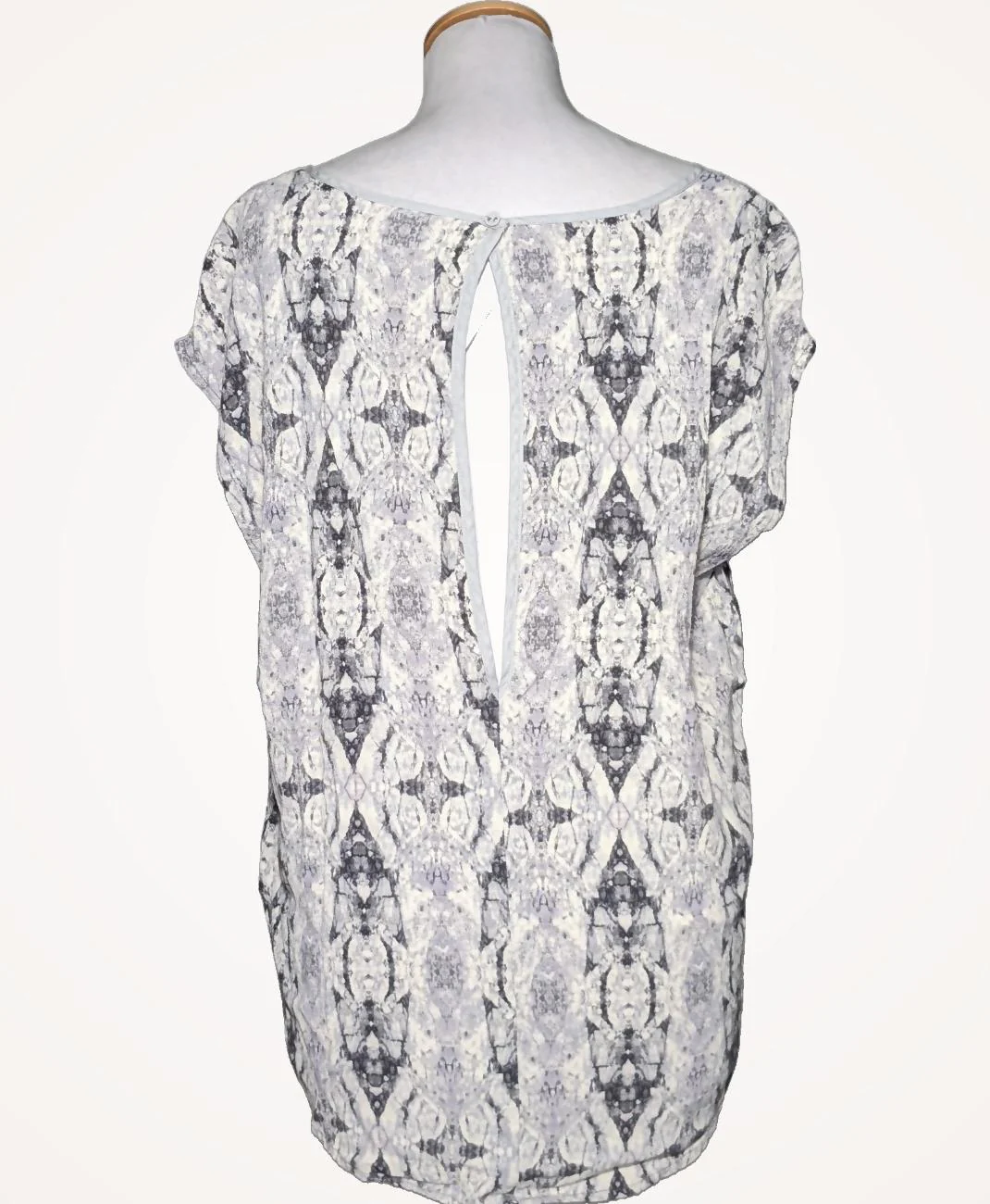 PIECES - Image 4
