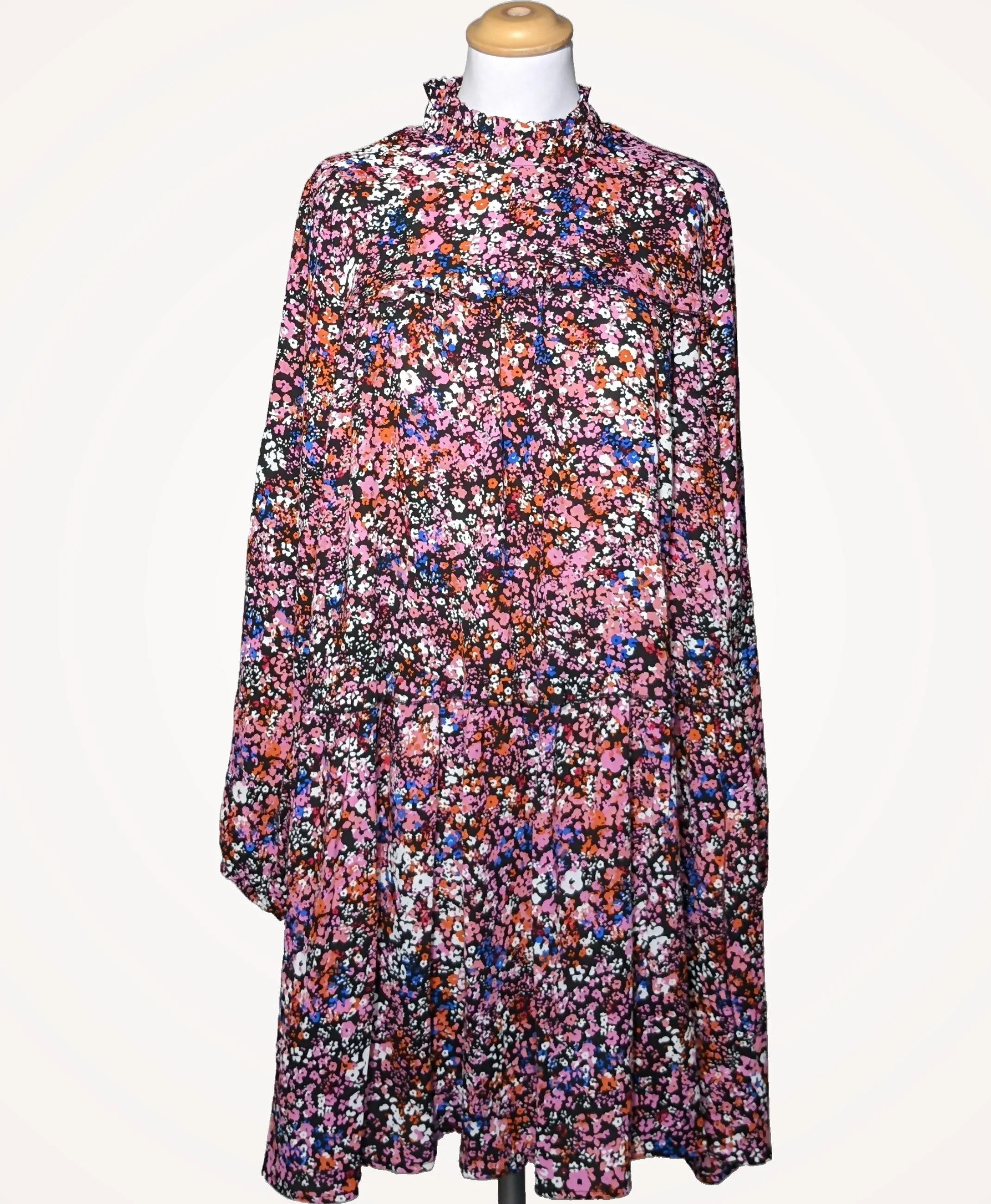 PIECES - Image 3