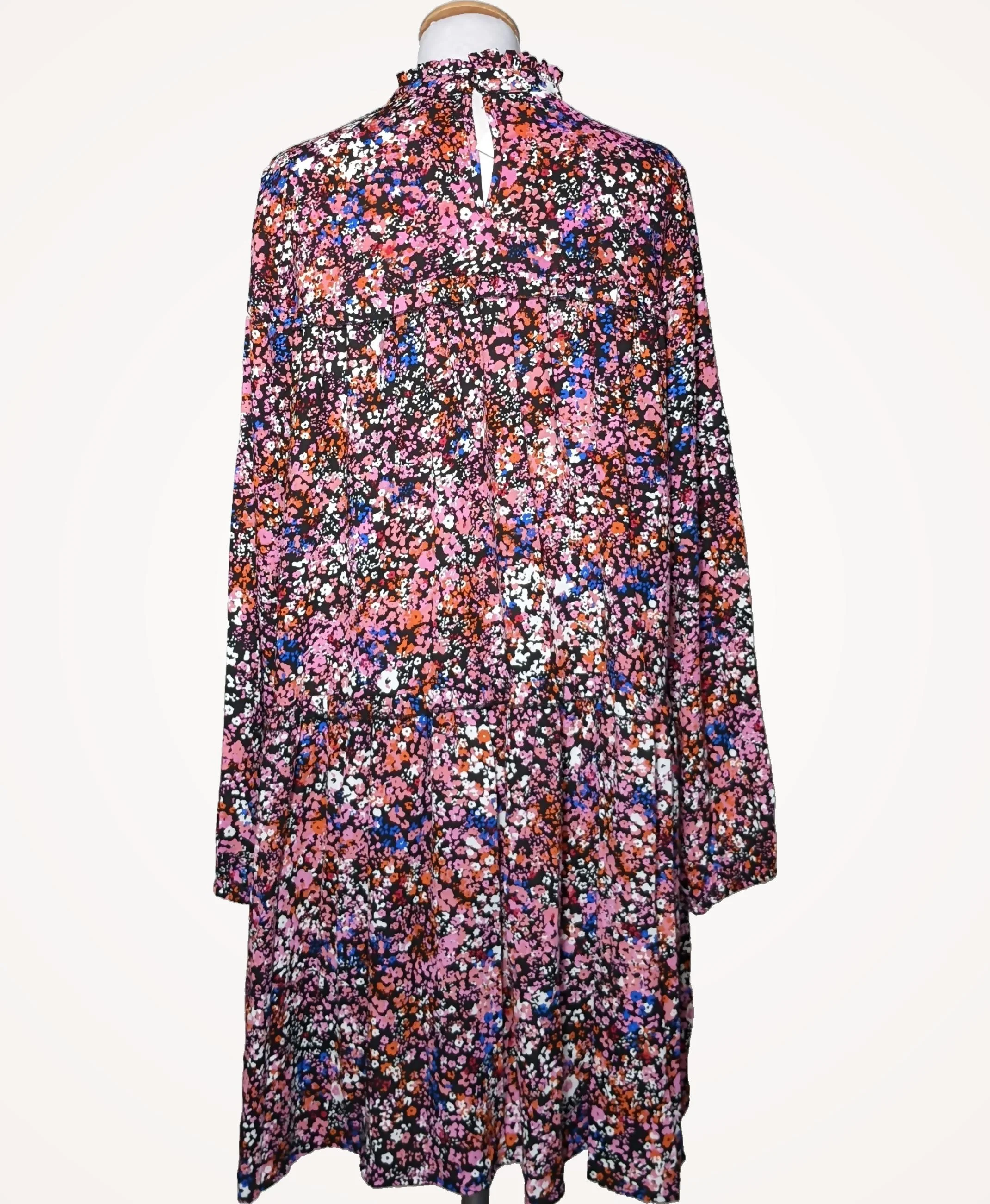 PIECES - Image 4