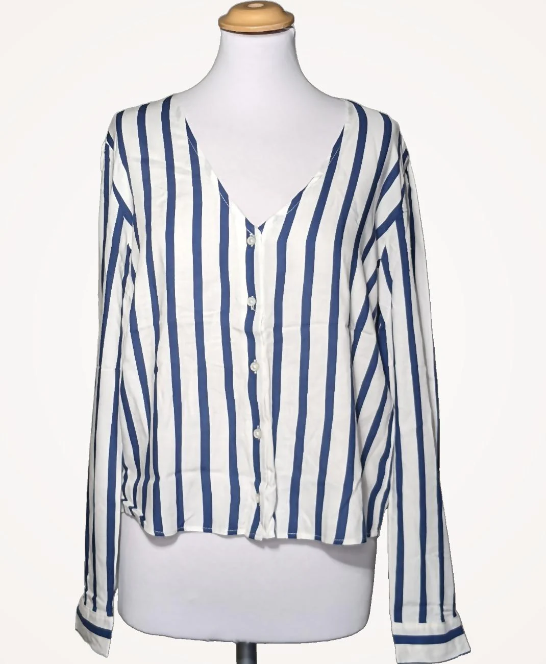PULL AND BEAR - Image 3