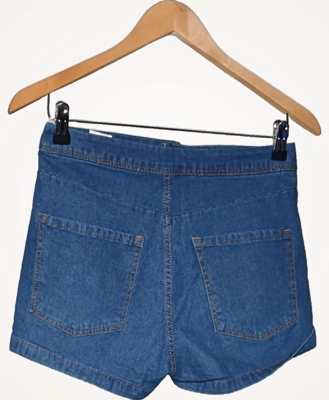 PULL AND BEAR - Image 4