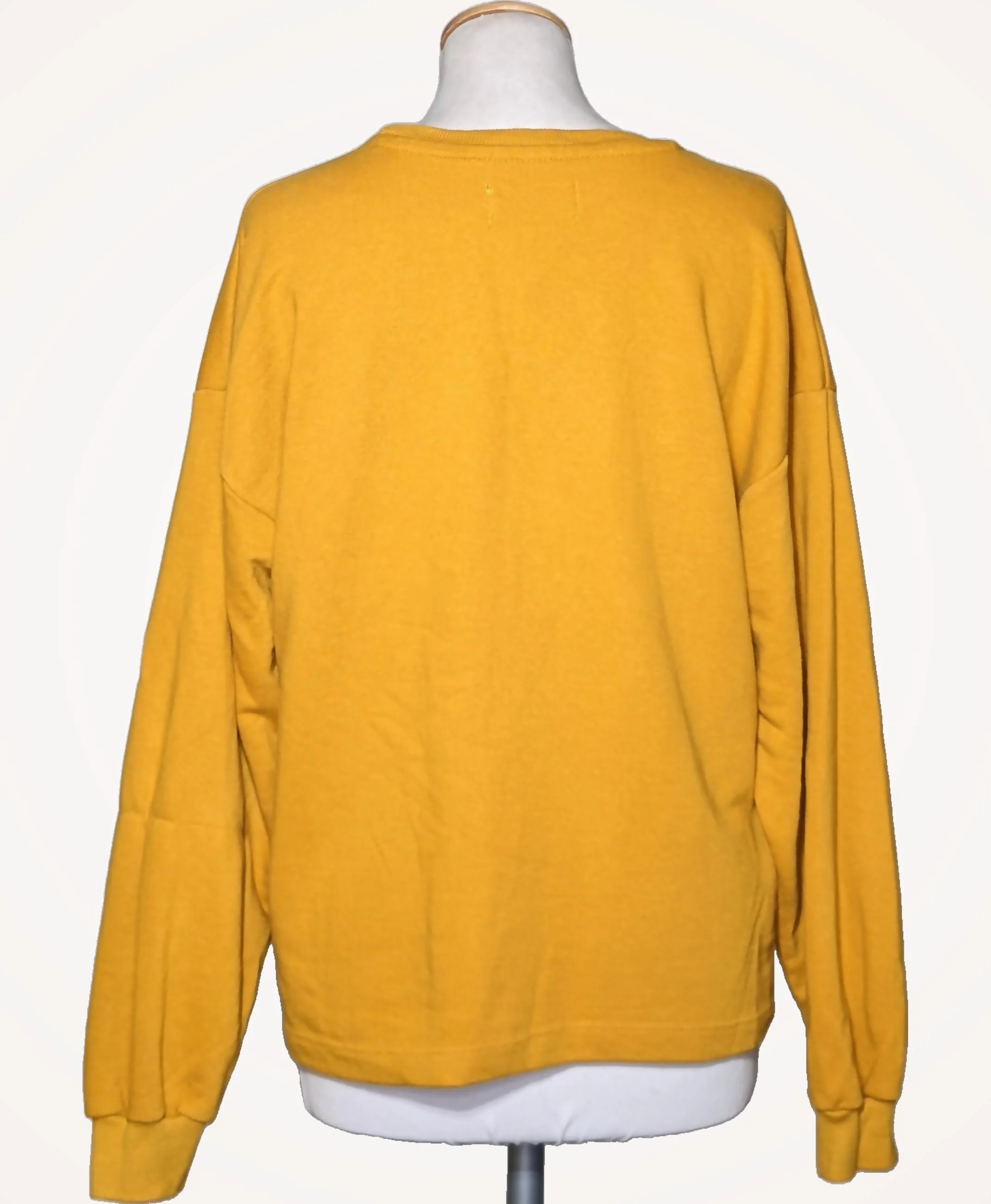 PULL AND BEAR - Image 4