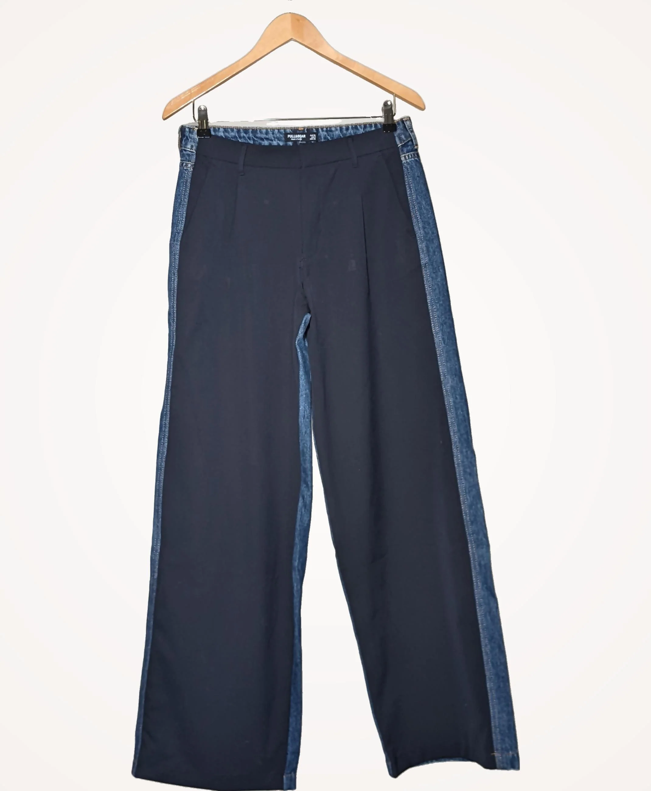 PULL AND BEAR - Image 3