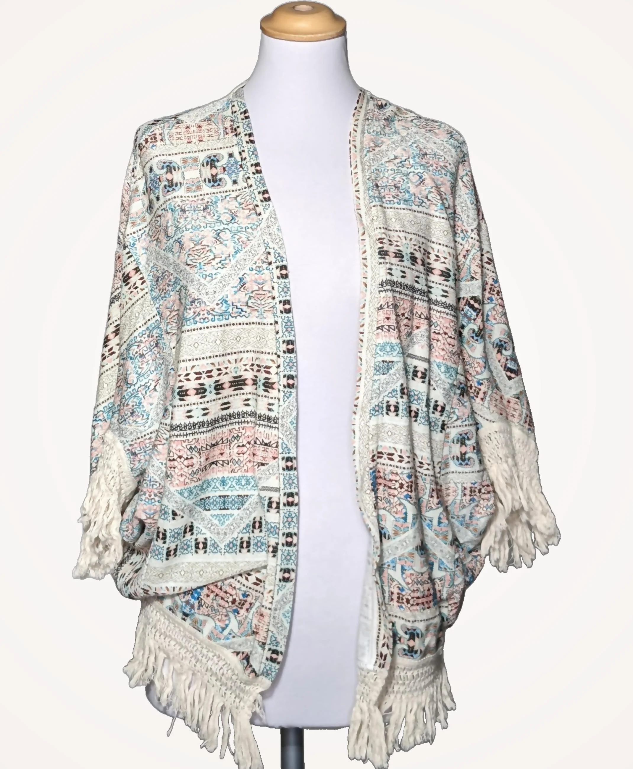 PULL AND BEAR - Image 3