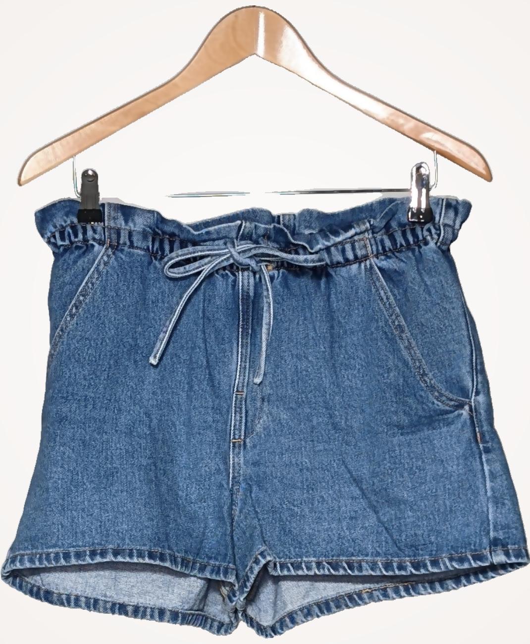 PULL AND BEAR - Image 3