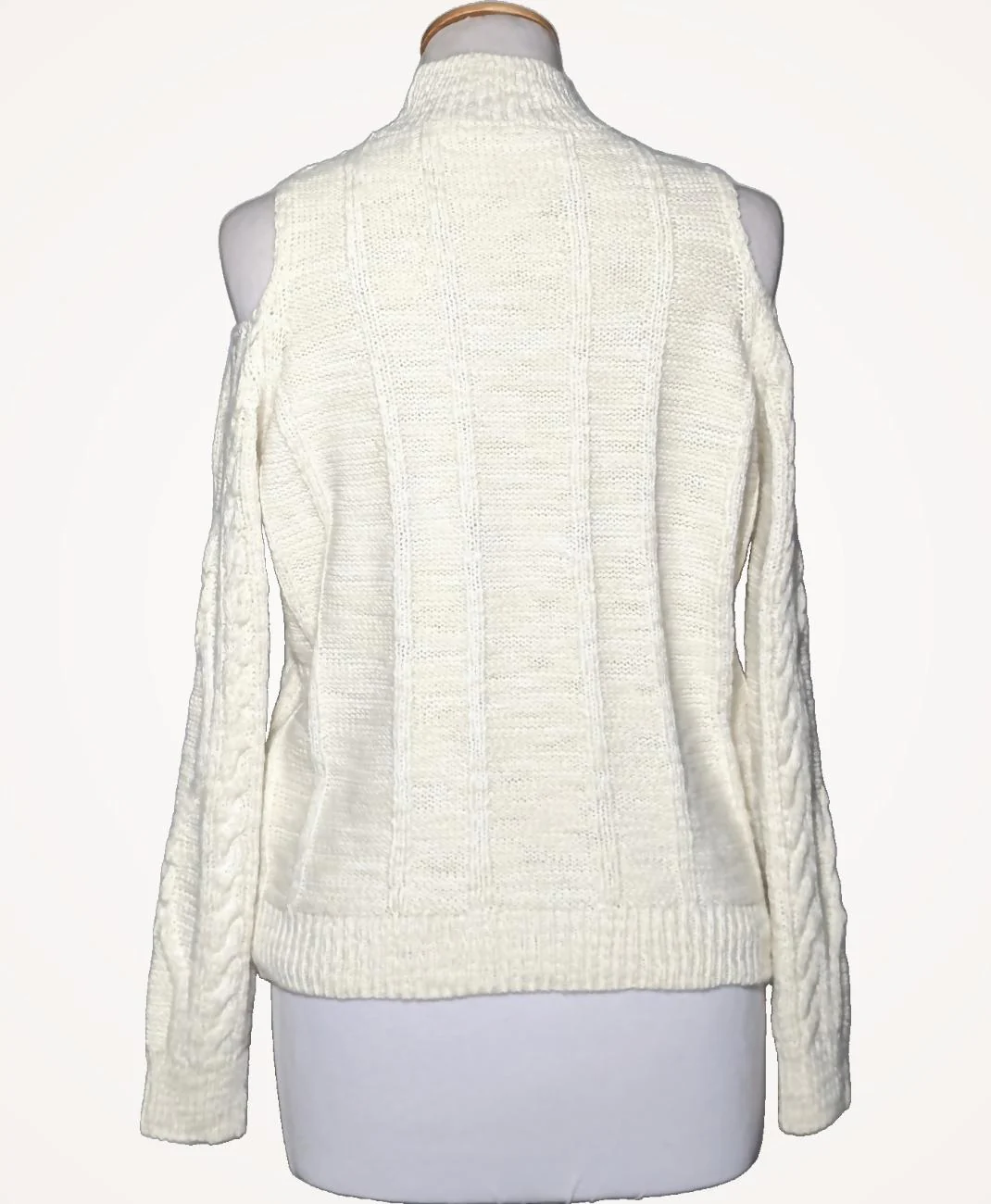 RIVER ISLAND - Image 4