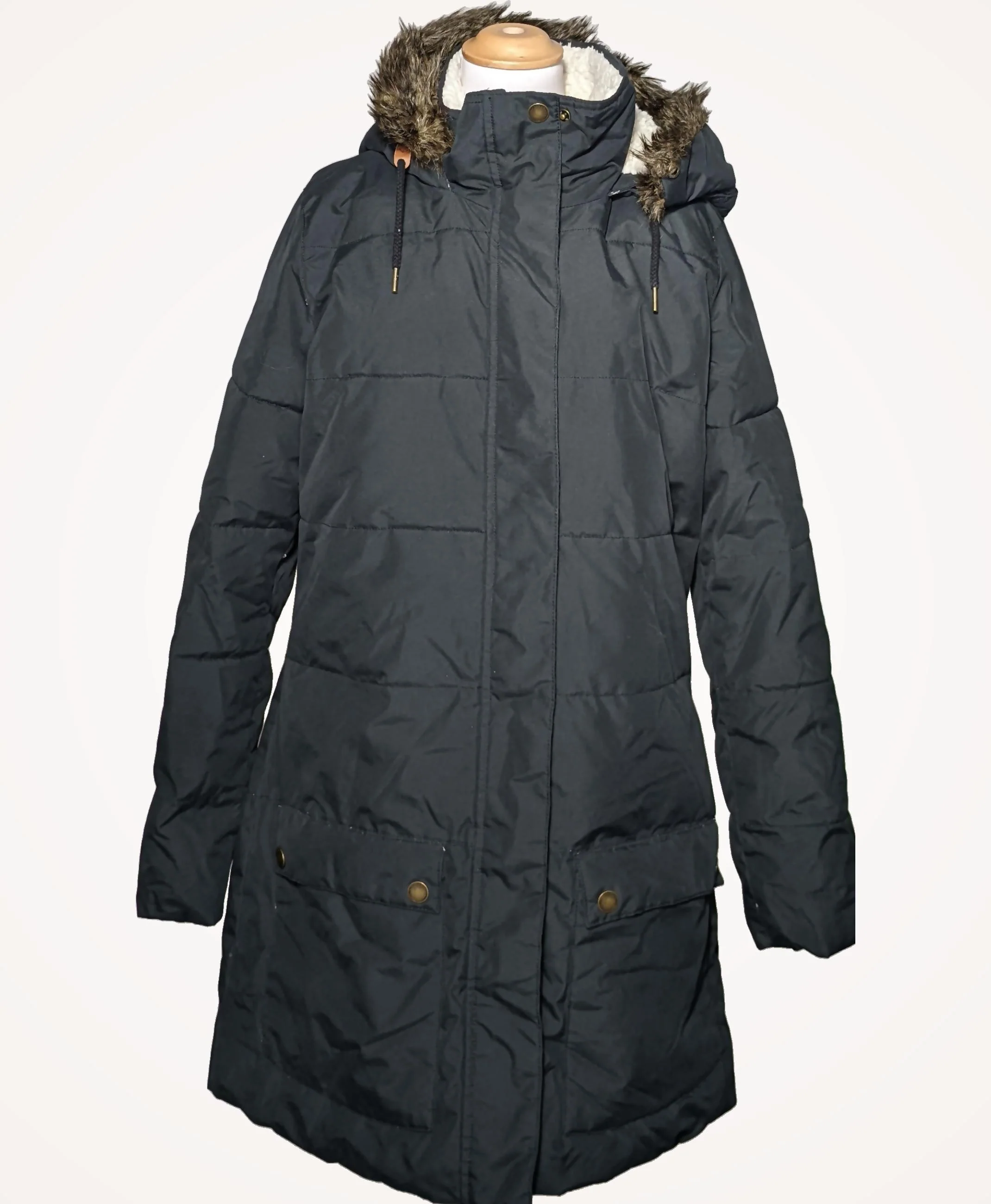 ROXY - Image 3