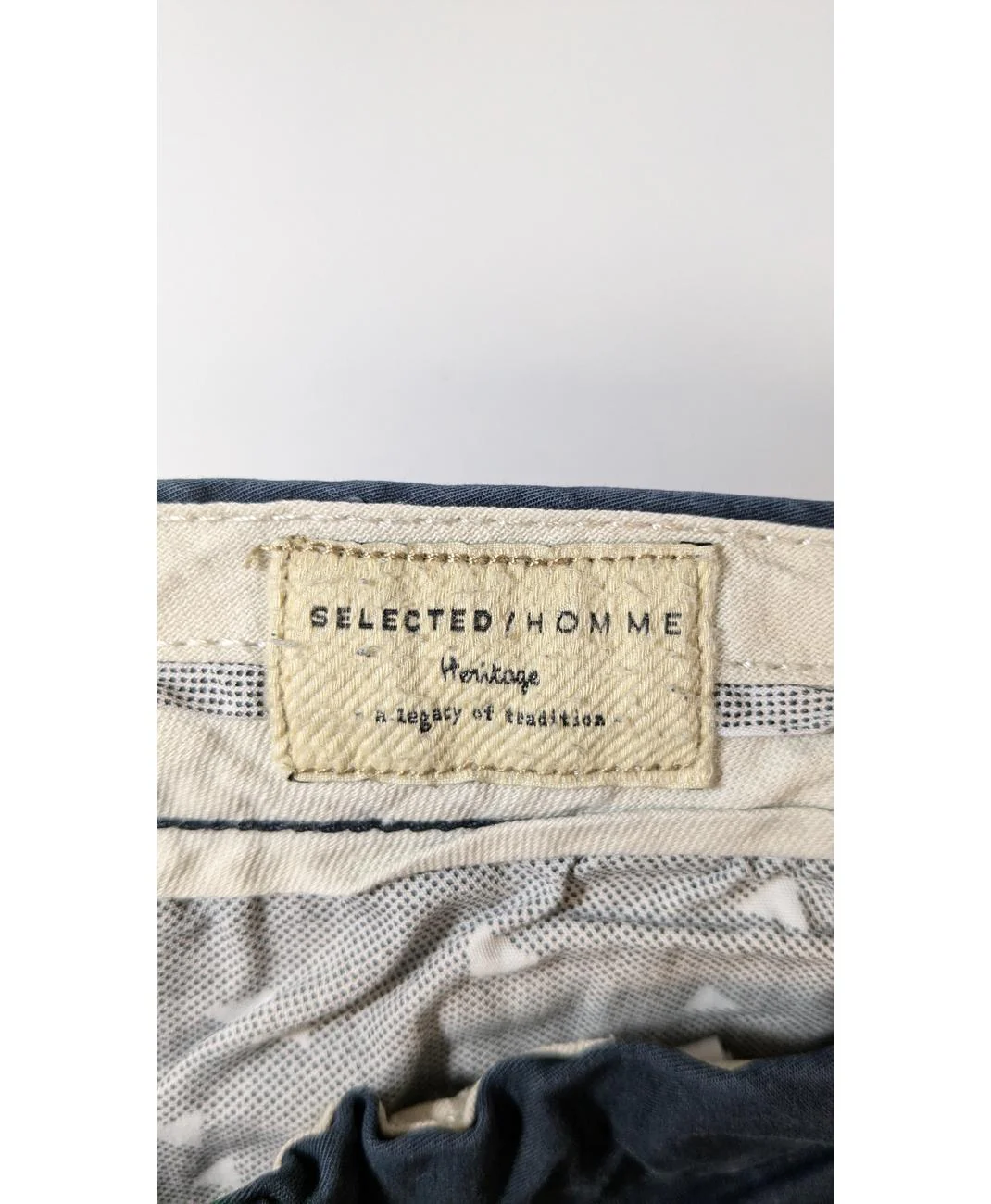 SELECTED - Image 7