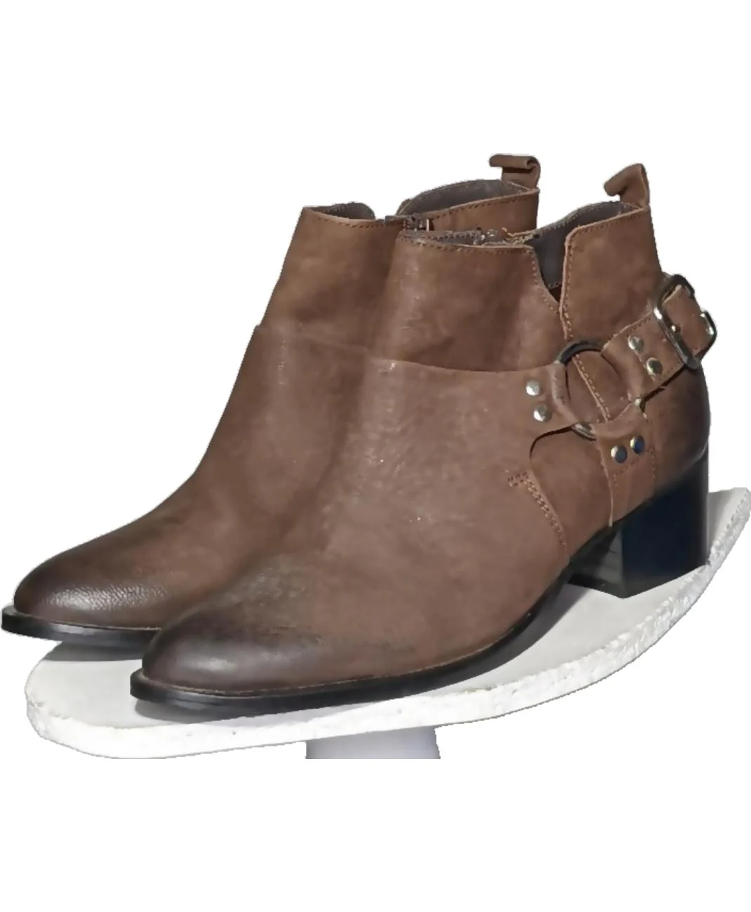 SOFT GREY