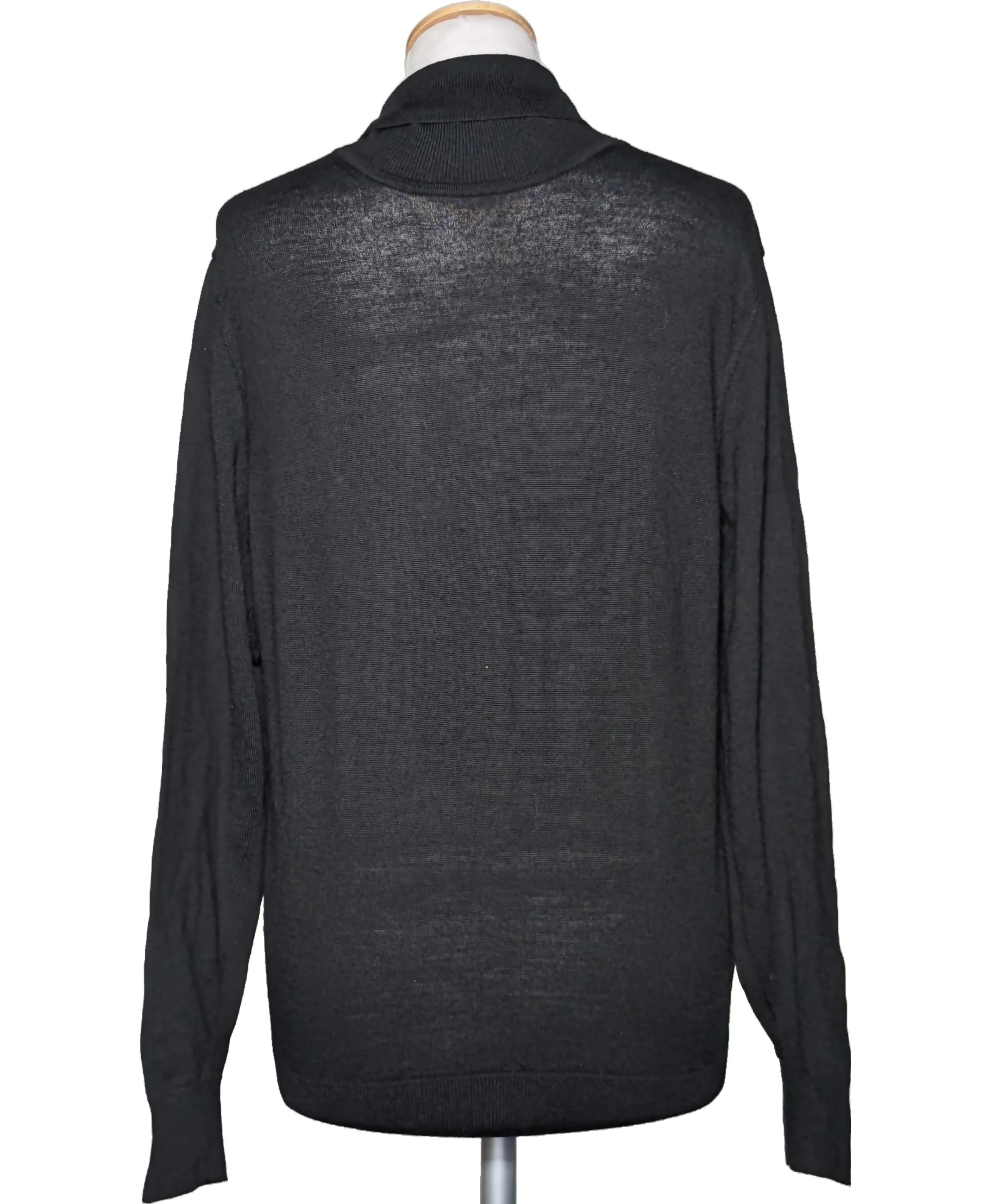 UNIQLO - Image 2