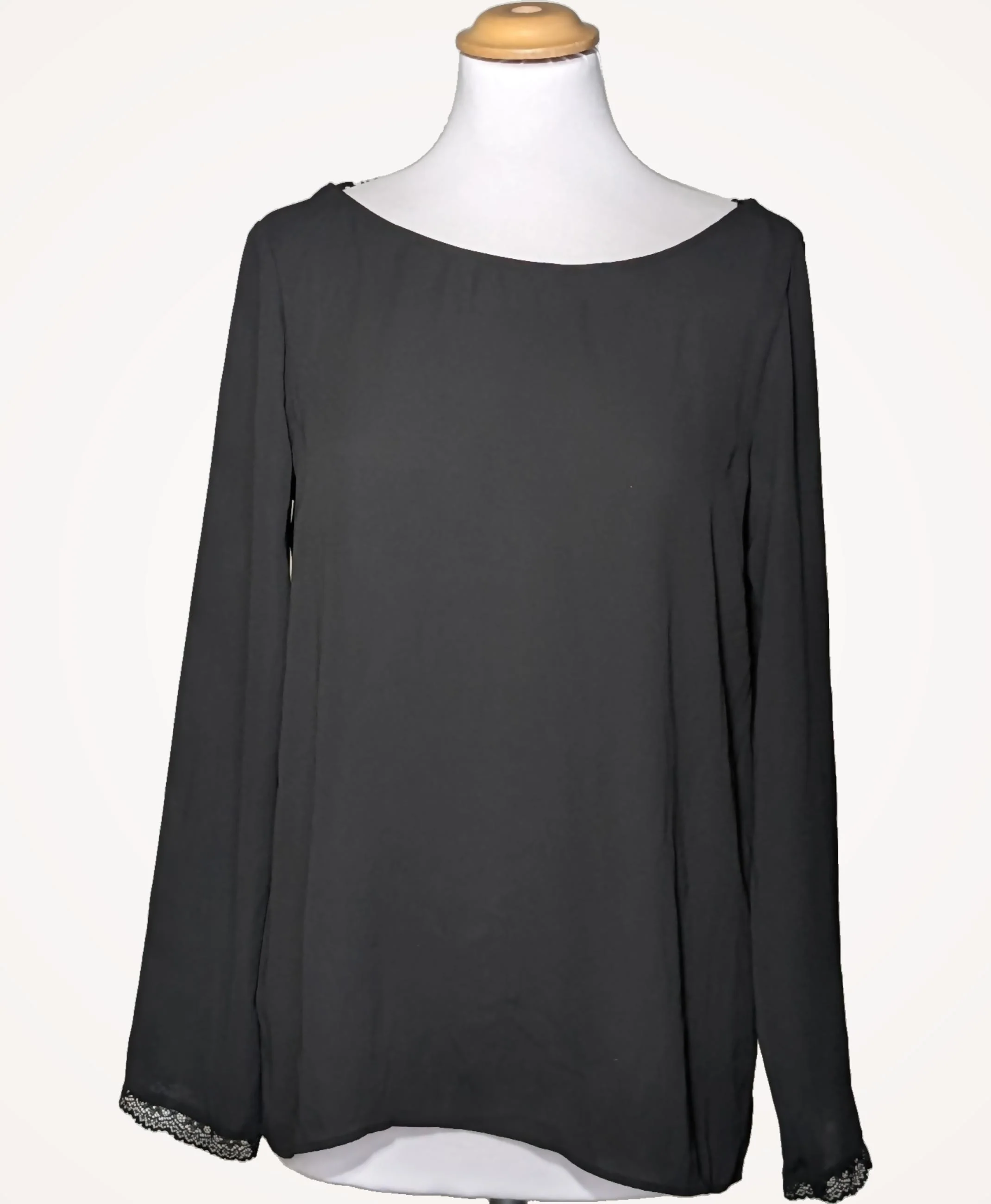 ZARA - Image 3