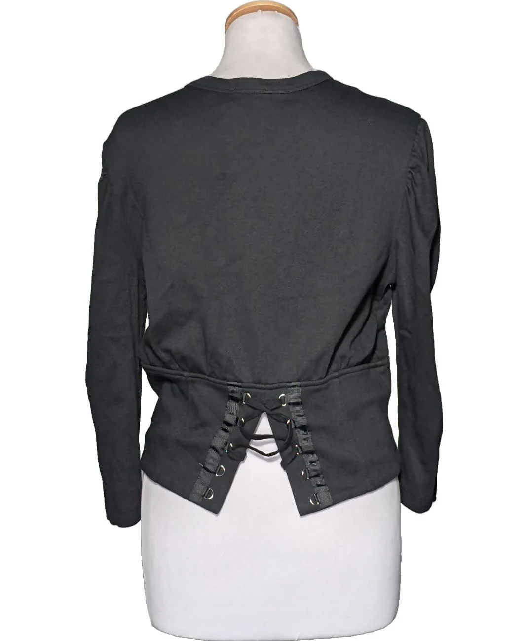 ZARA - Image 2