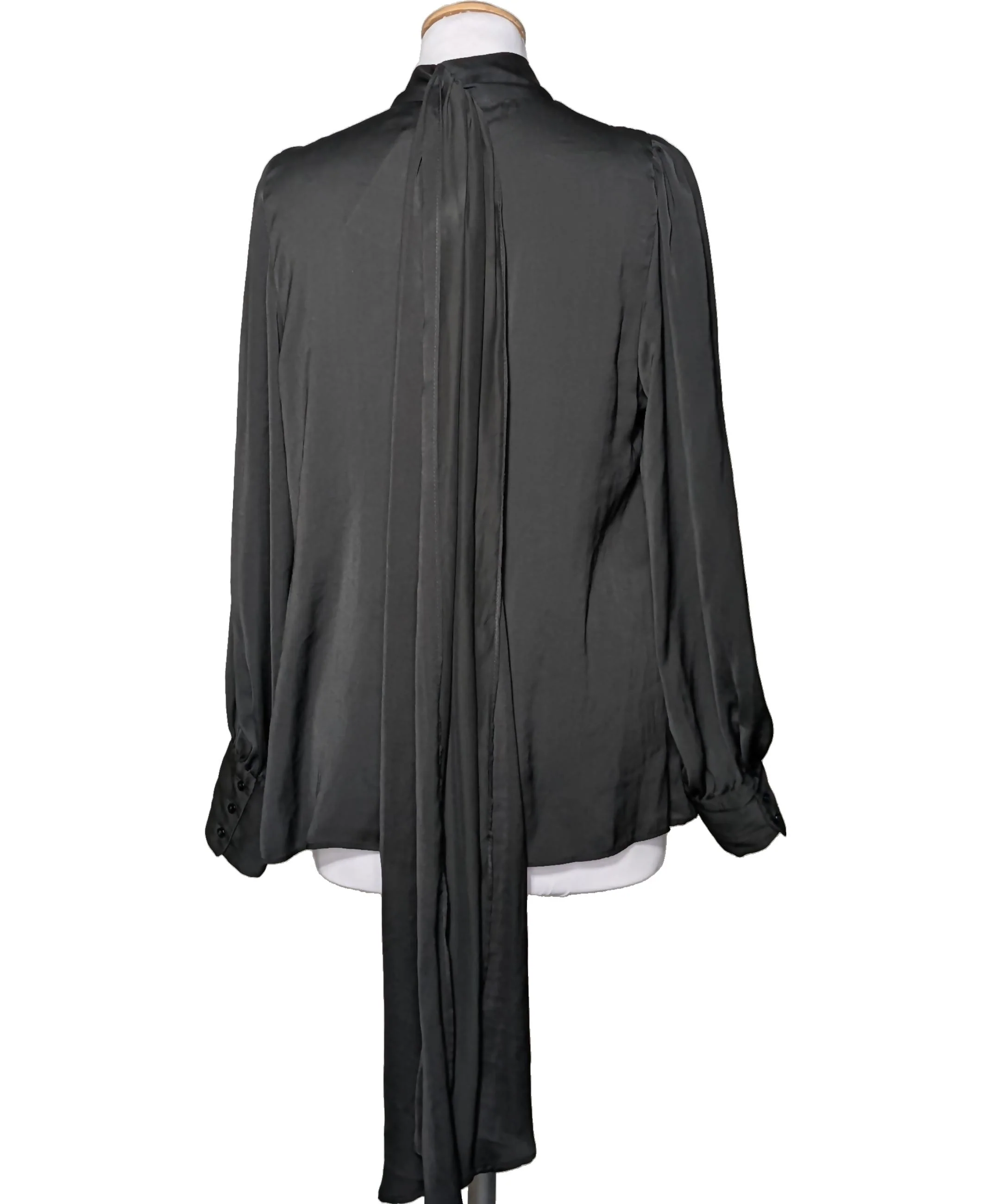 ZARA - Image 2