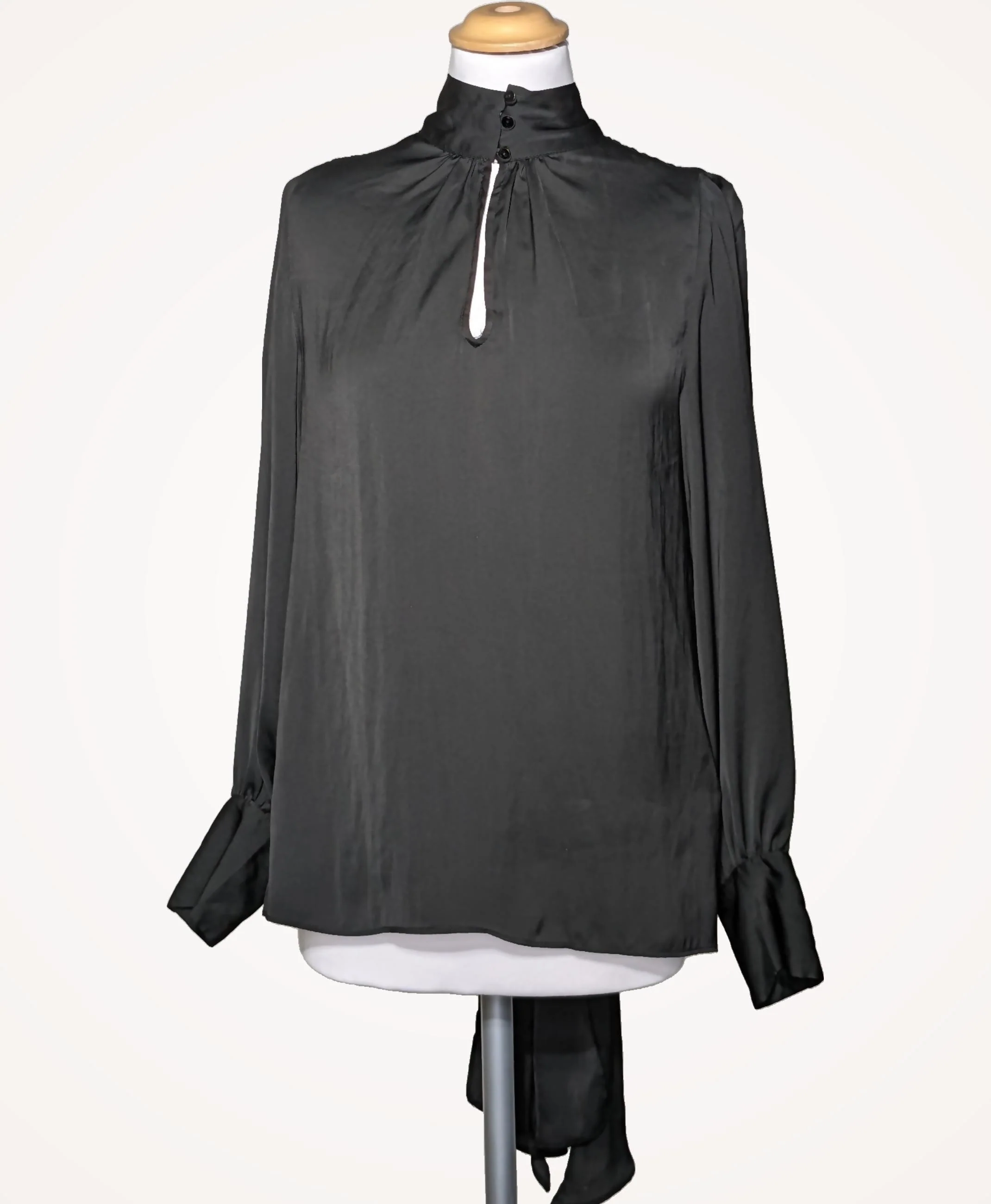 ZARA - Image 3