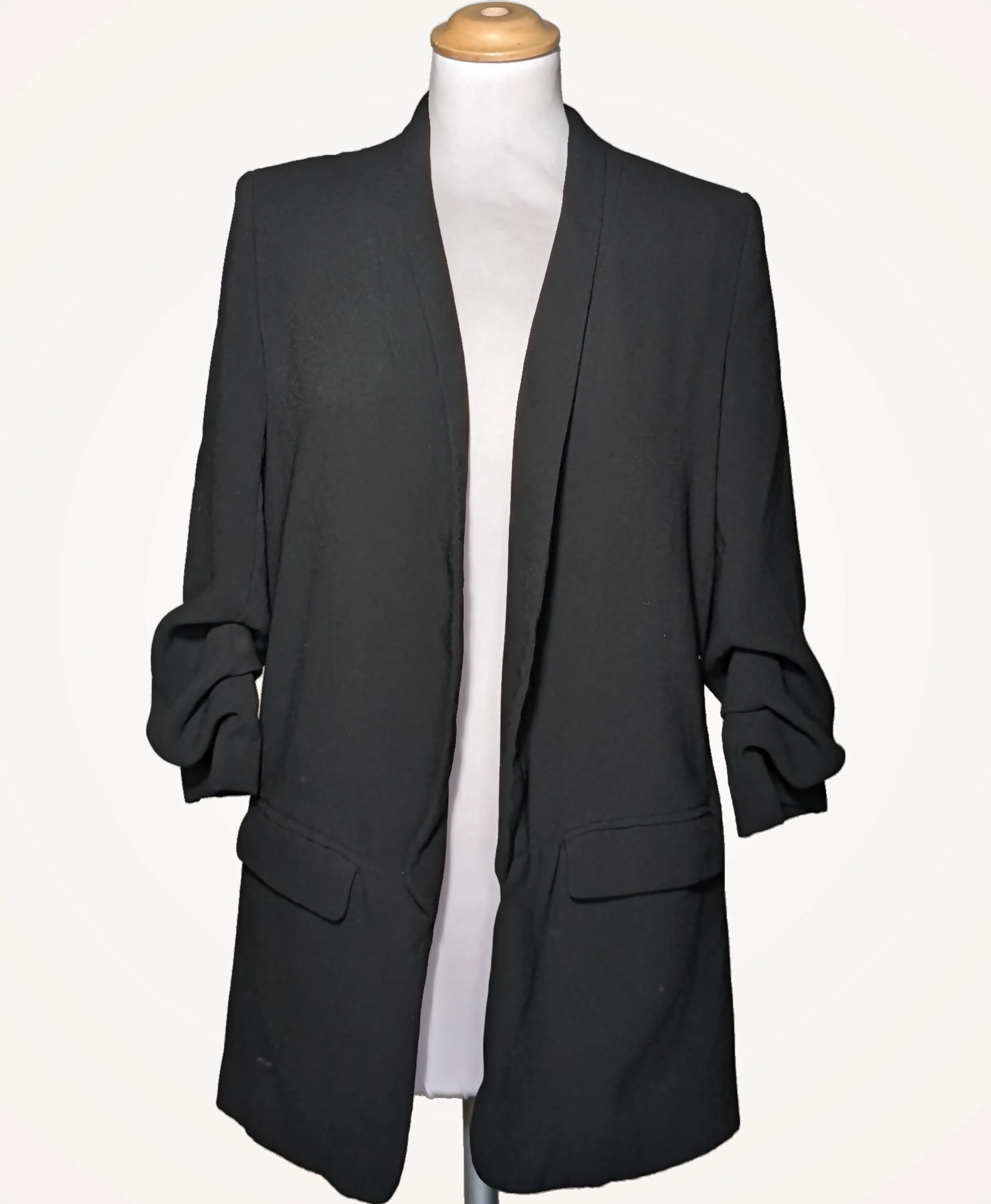 ZARA - Image 3