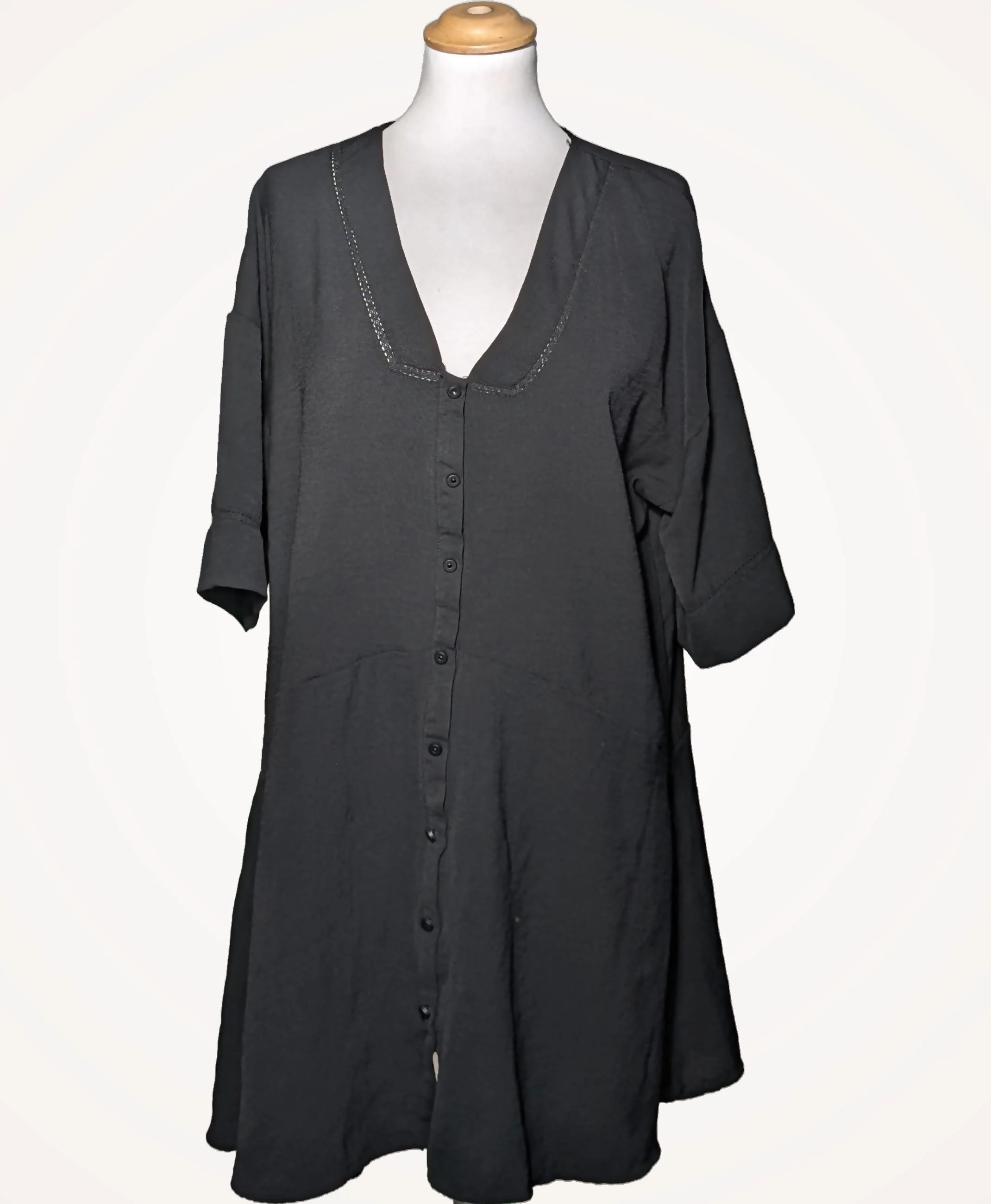 ZARA - Image 3