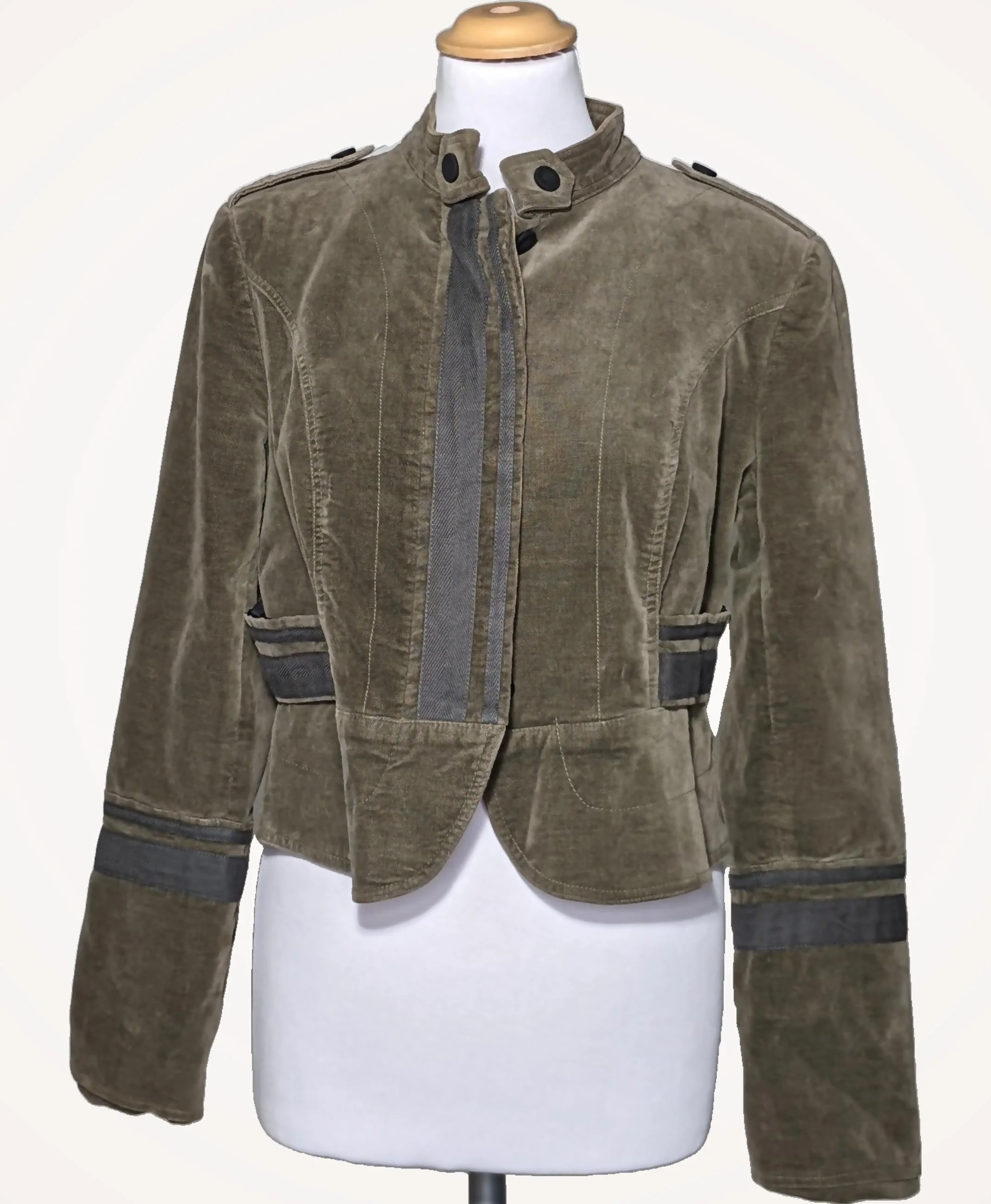 ZARA - Image 3