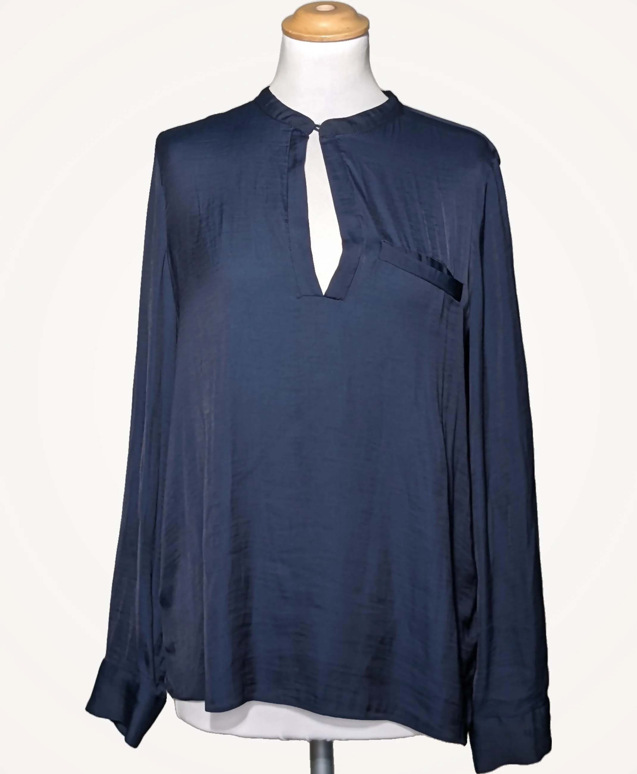 ZARA - Image 3